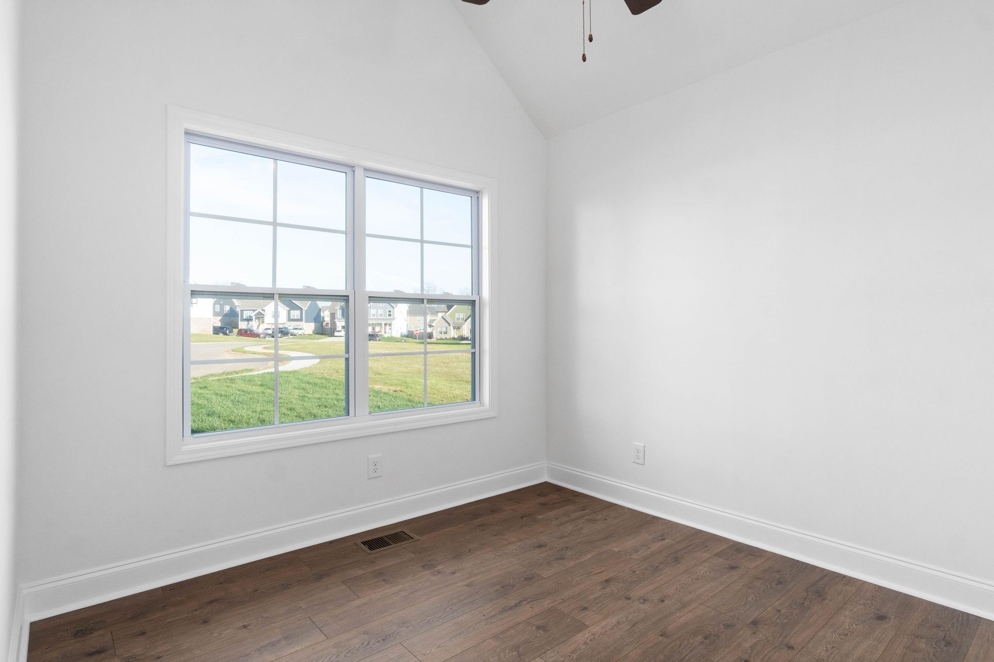 1249 Elizabeth Lane Property Photo 16