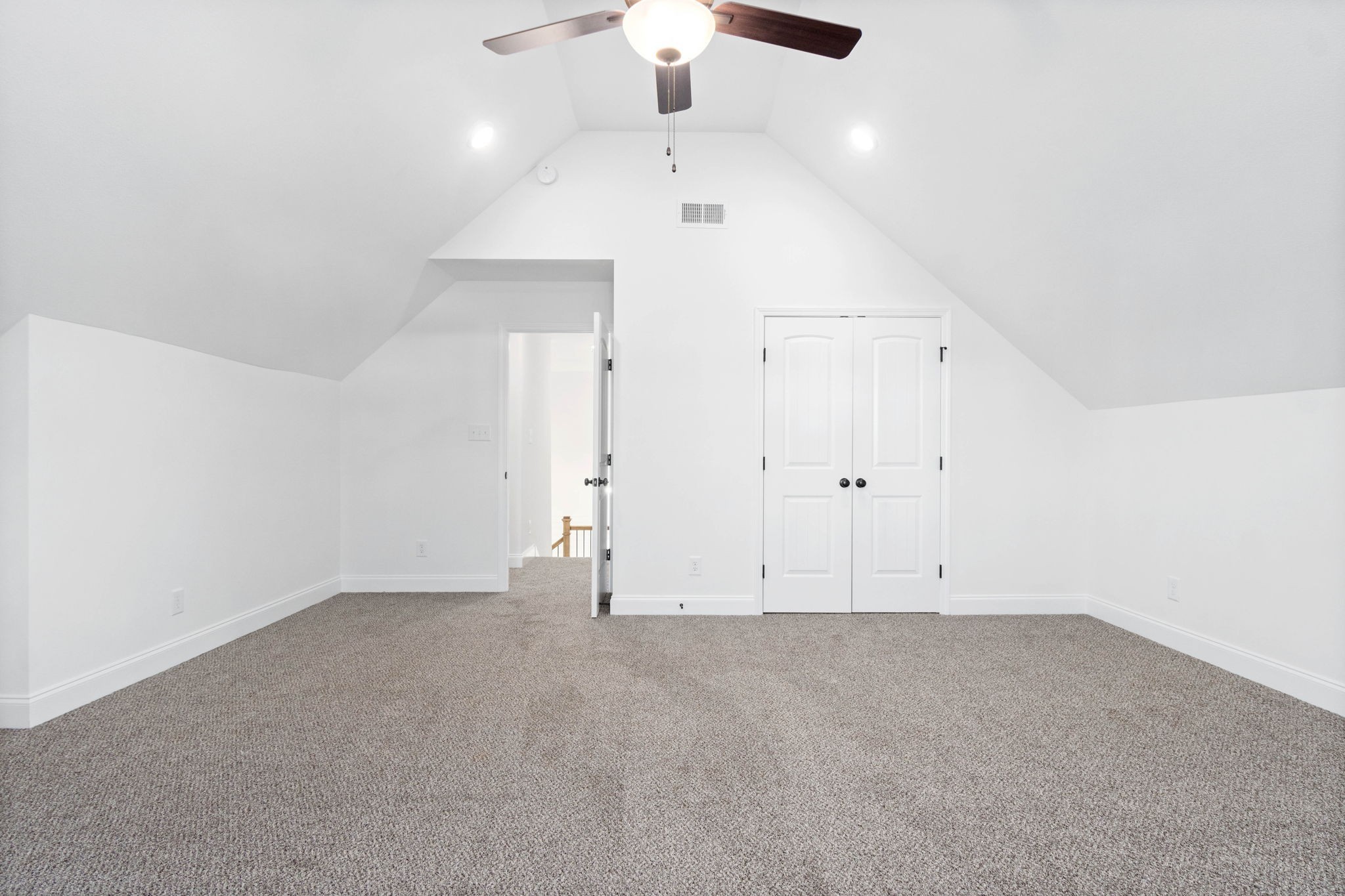 1249 Elizabeth Lane Property Photo 21
