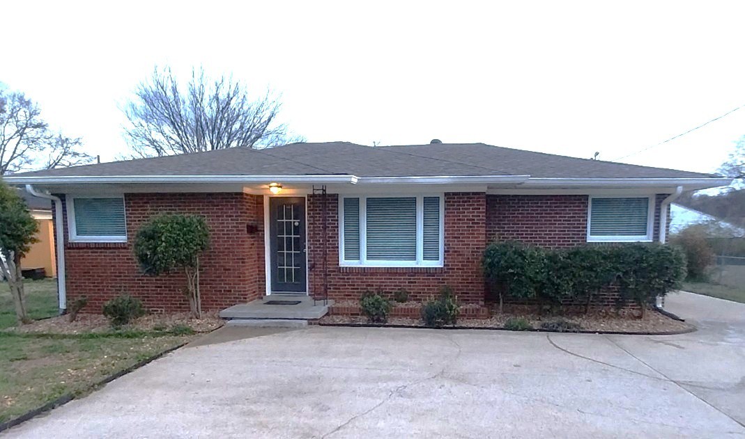 103 Campus Dr Property Photo