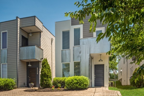 2121 Burns Street Real Estate Listings Main Image