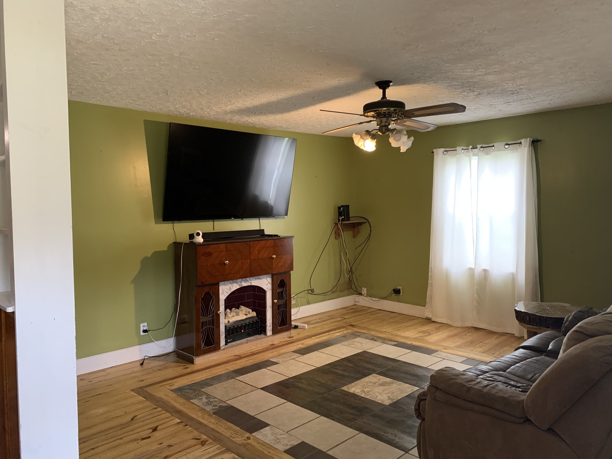 502 Twomey Rd Property Photo 9