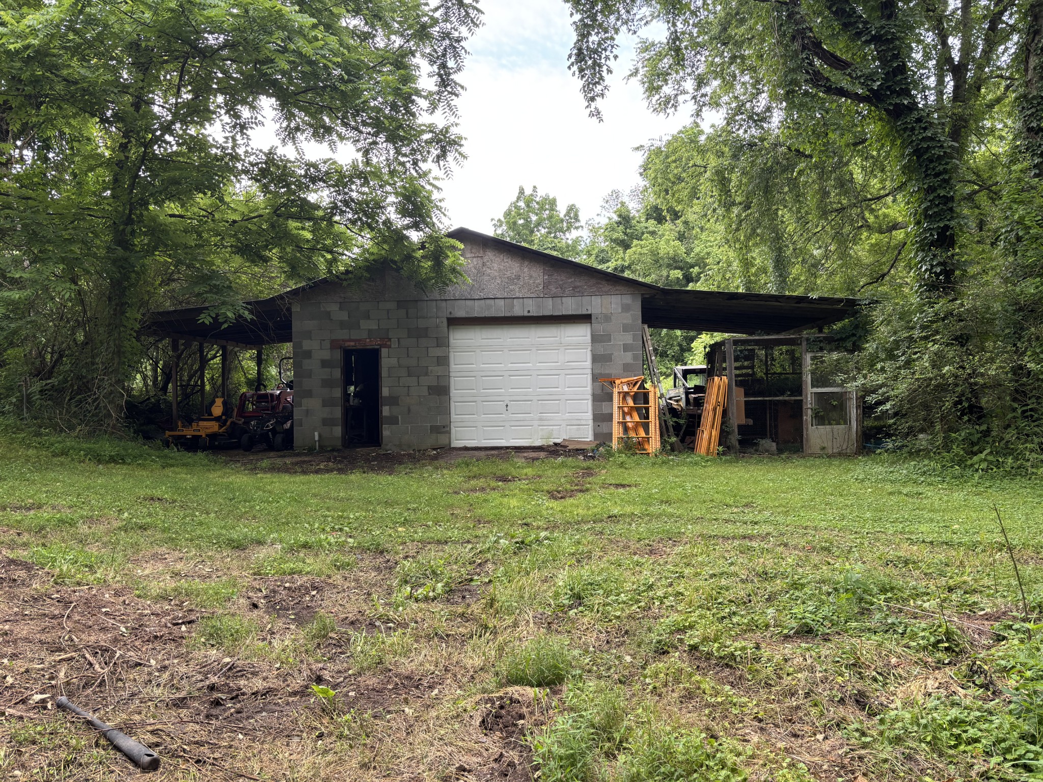 502 Twomey Rd Property Photo 27