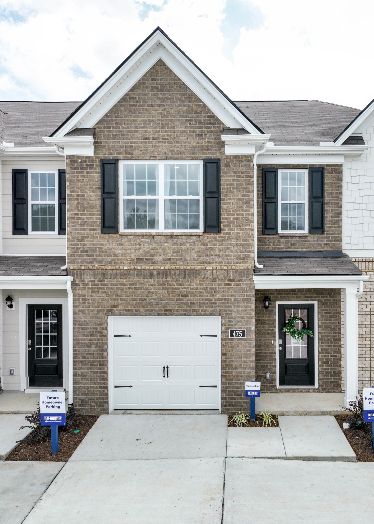 208 Hazel Ln Property Photo