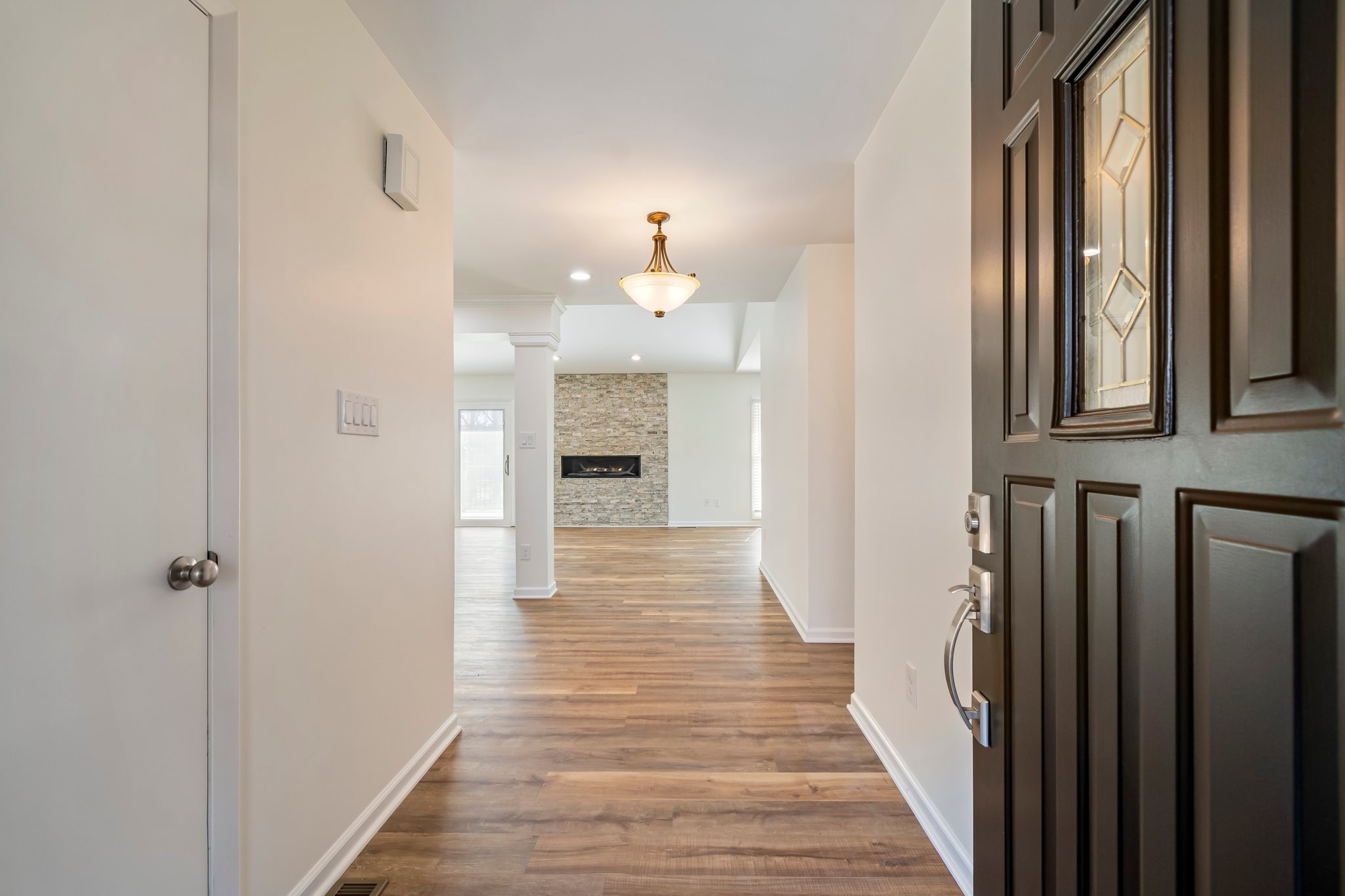 1106 Roseland Dr Property Photo 4