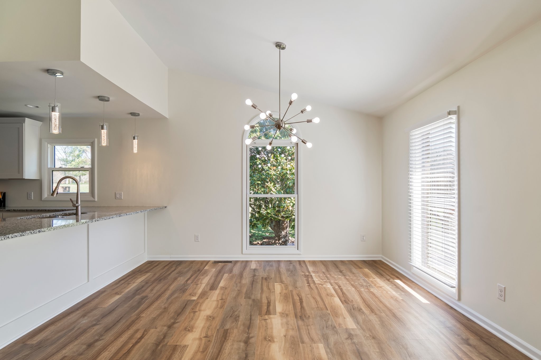 1106 Roseland Dr Property Photo 17