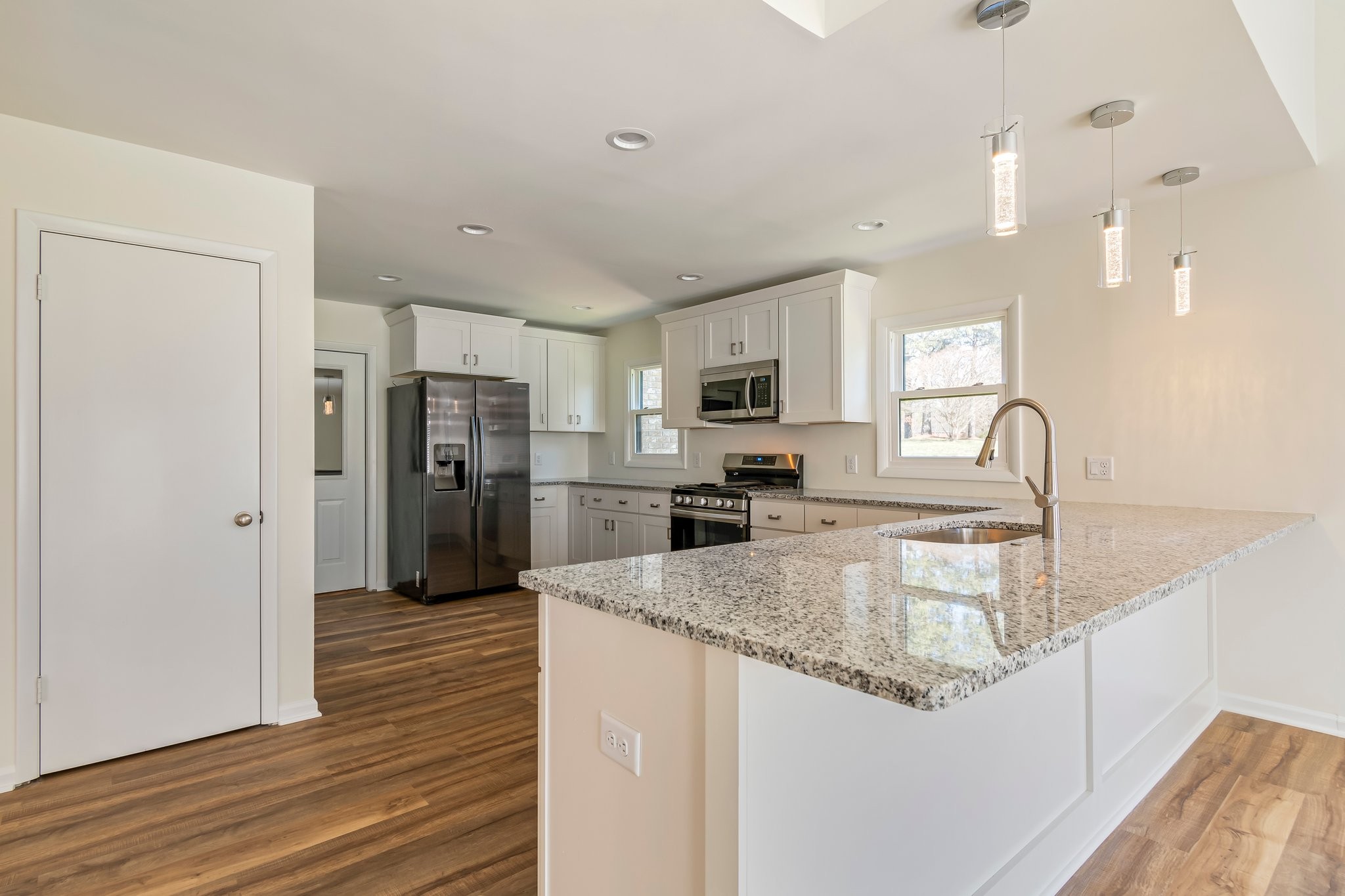 1106 Roseland Dr Property Photo 18