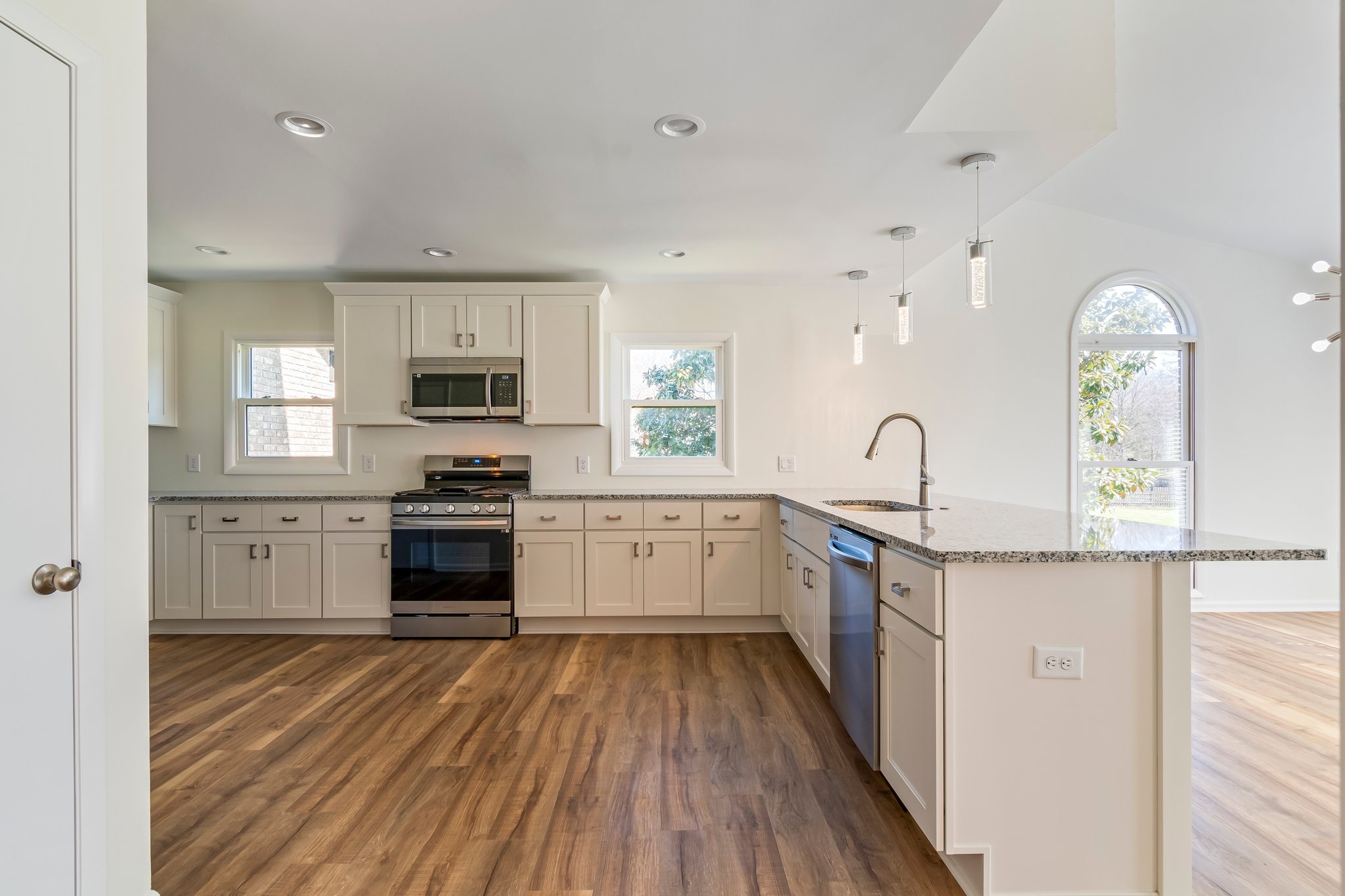 1106 Roseland Dr Property Photo 19