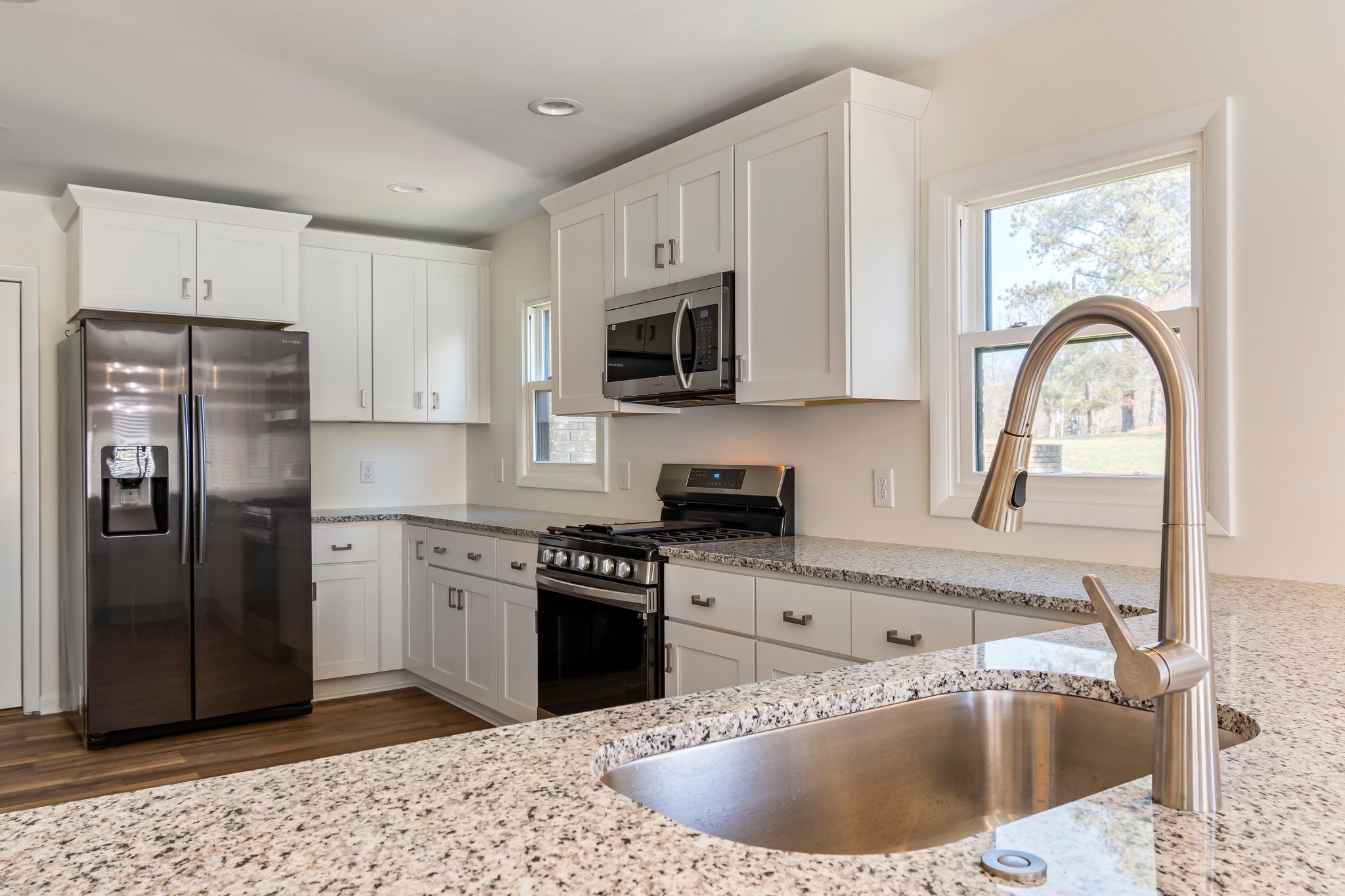 1106 Roseland Dr Property Photo 22