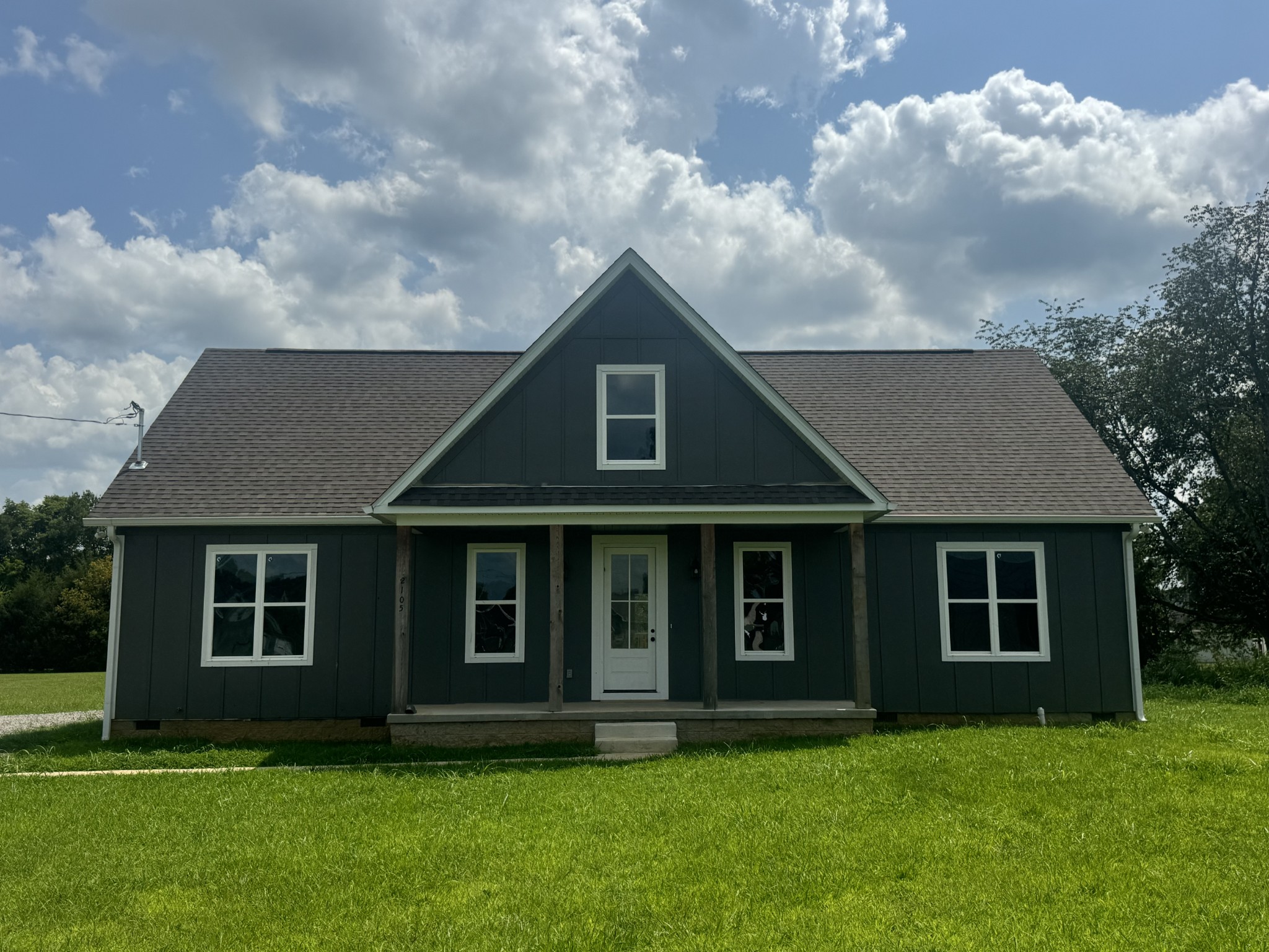 2105 Laws Hill Cr Property Photo 1