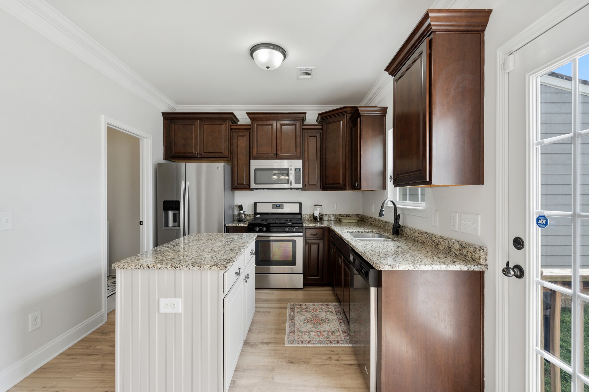 747 Westcott Ln Property Photo 10