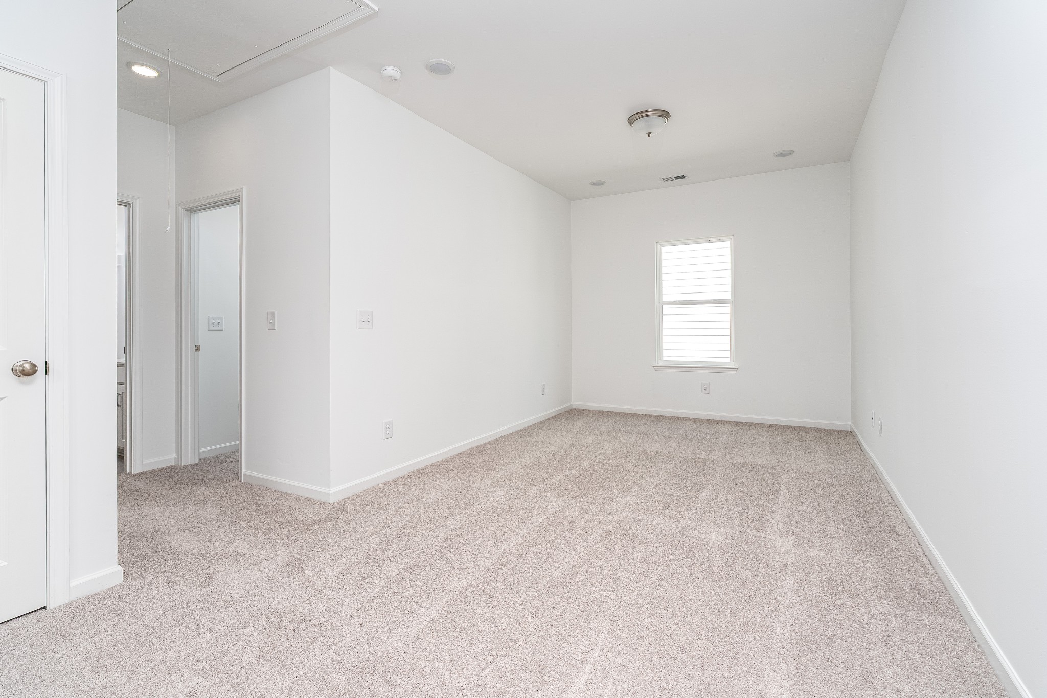 211 Hillview Ave Property Photo 27