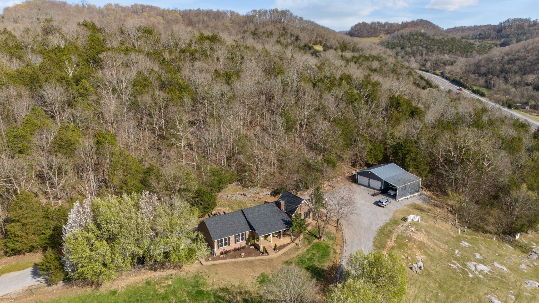 7474 Nashville Hwy Property Photo 5