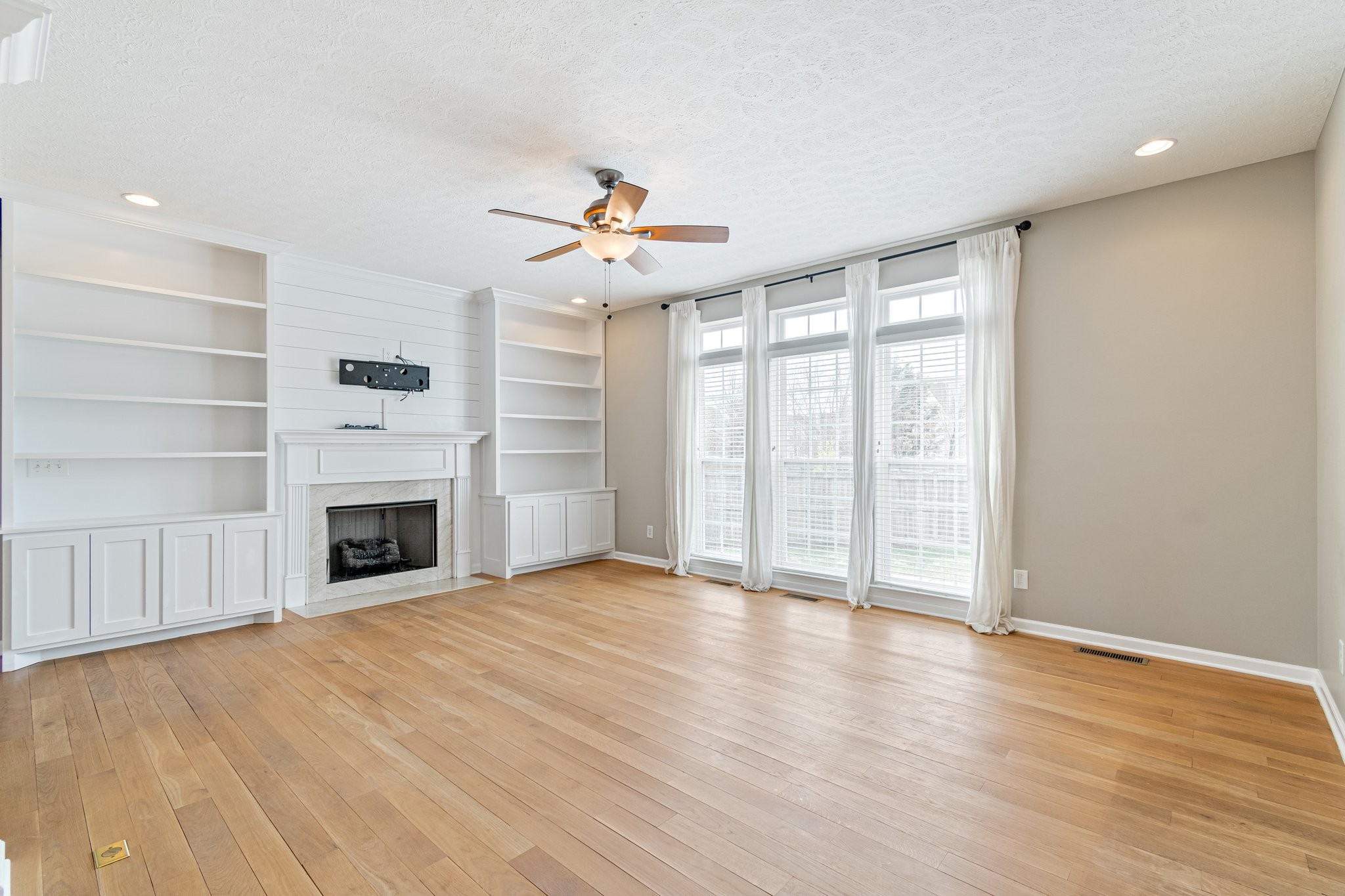 1024 Queens Pl Property Photo 21