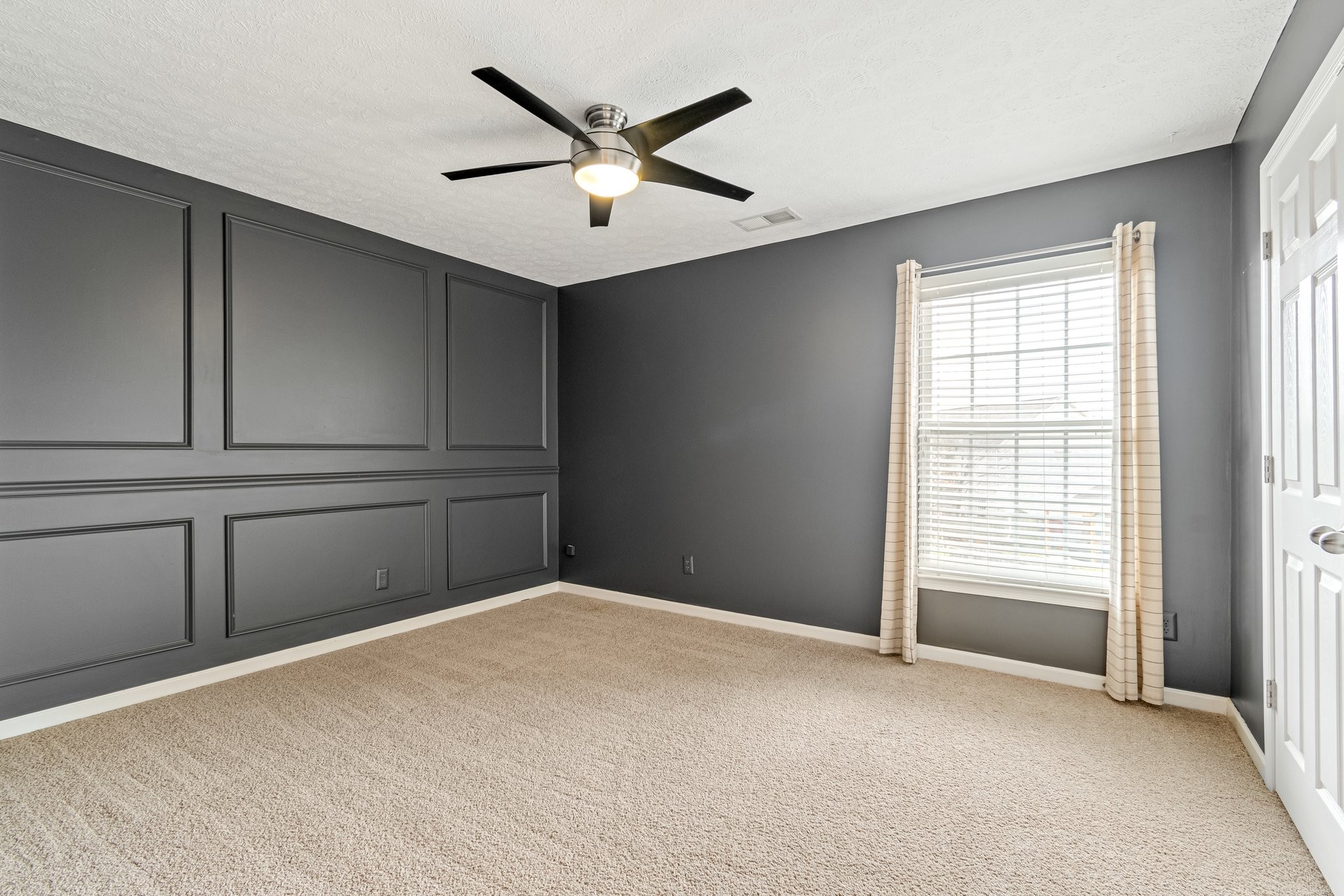 1024 Queens Pl Property Photo 38