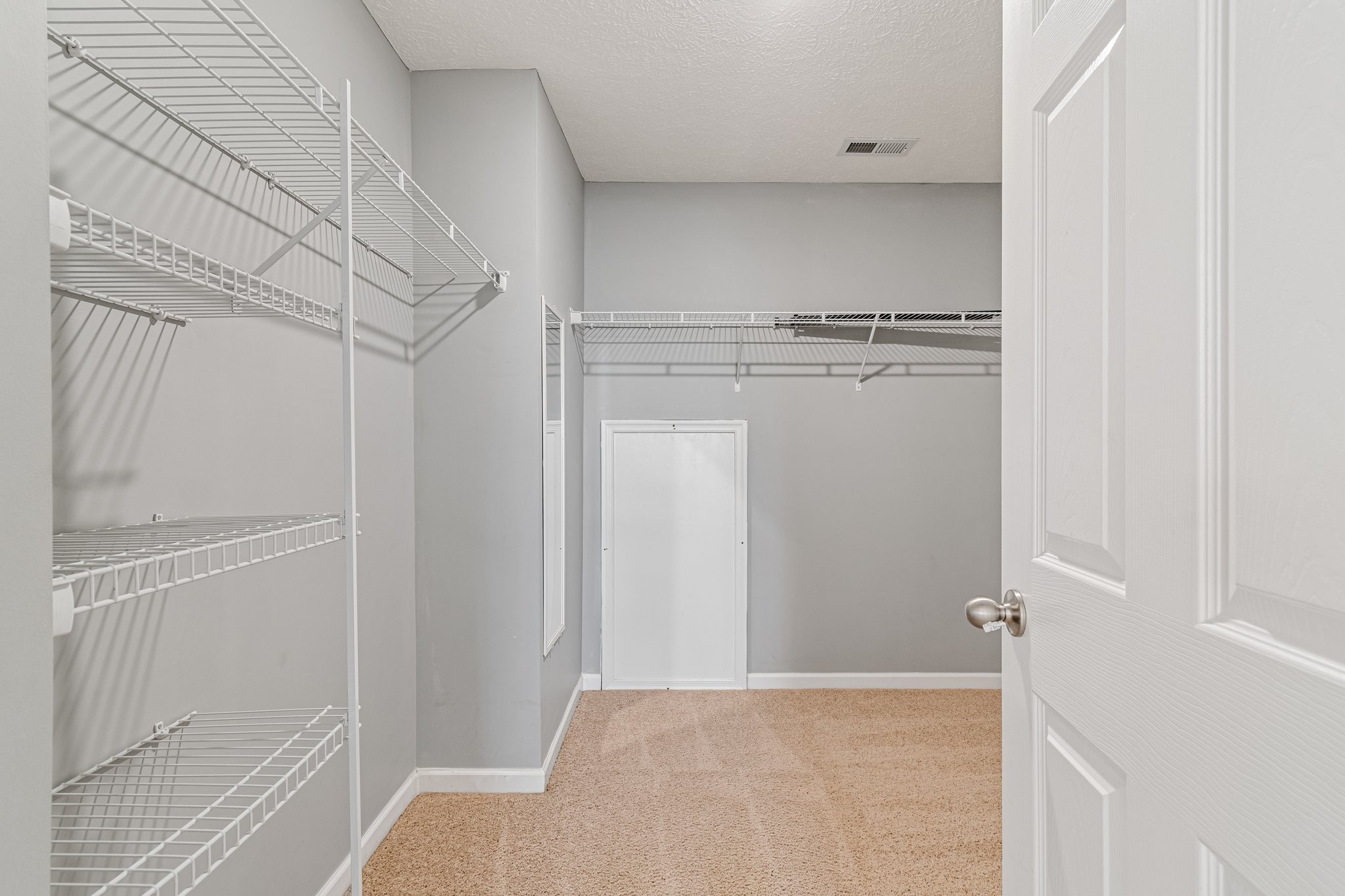 1024 Queens Pl Property Photo 53