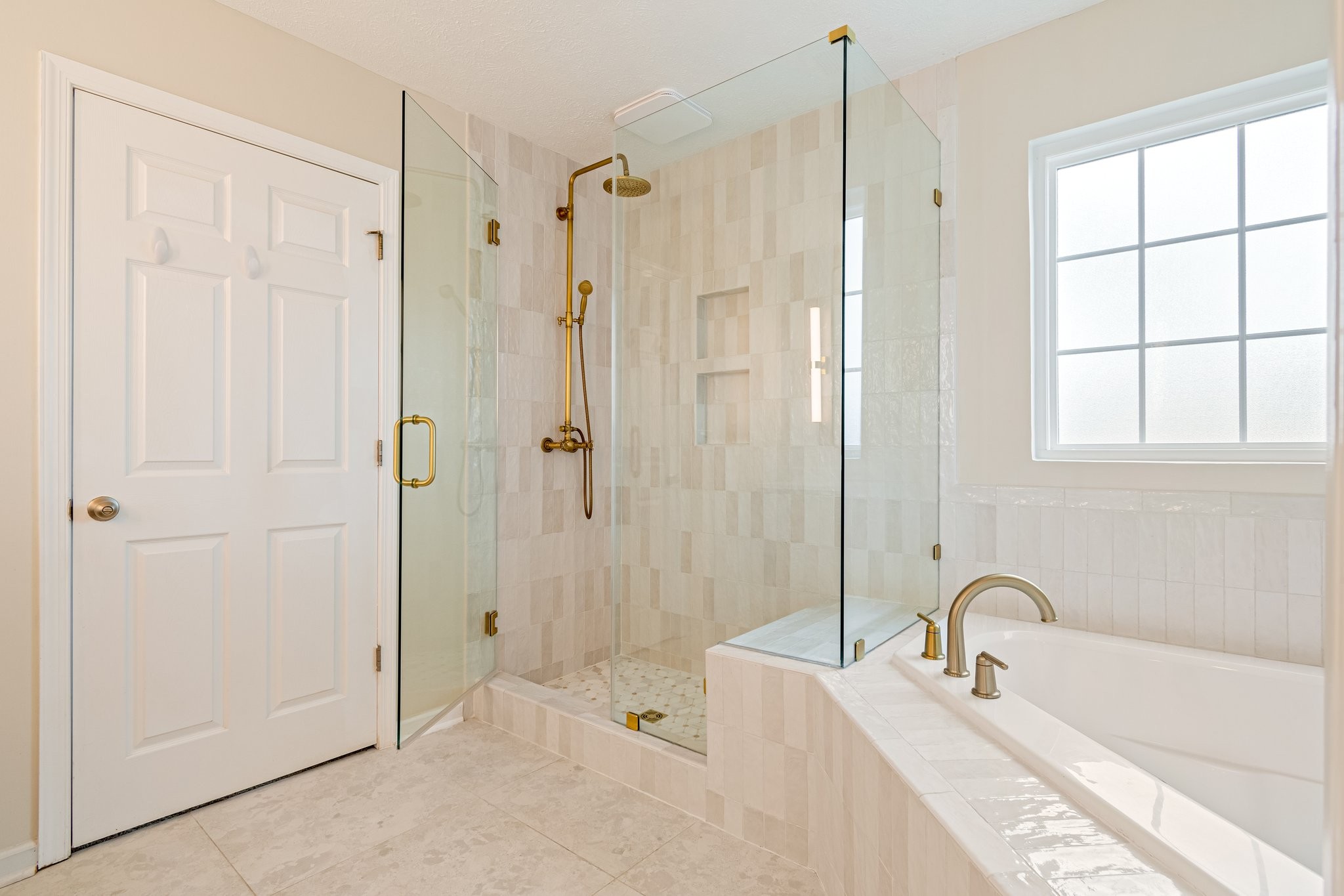 1024 Queens Pl Property Photo 55