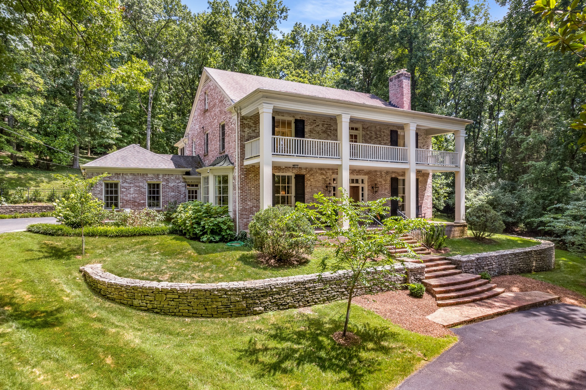 1318 Chickering Rd Property Photo