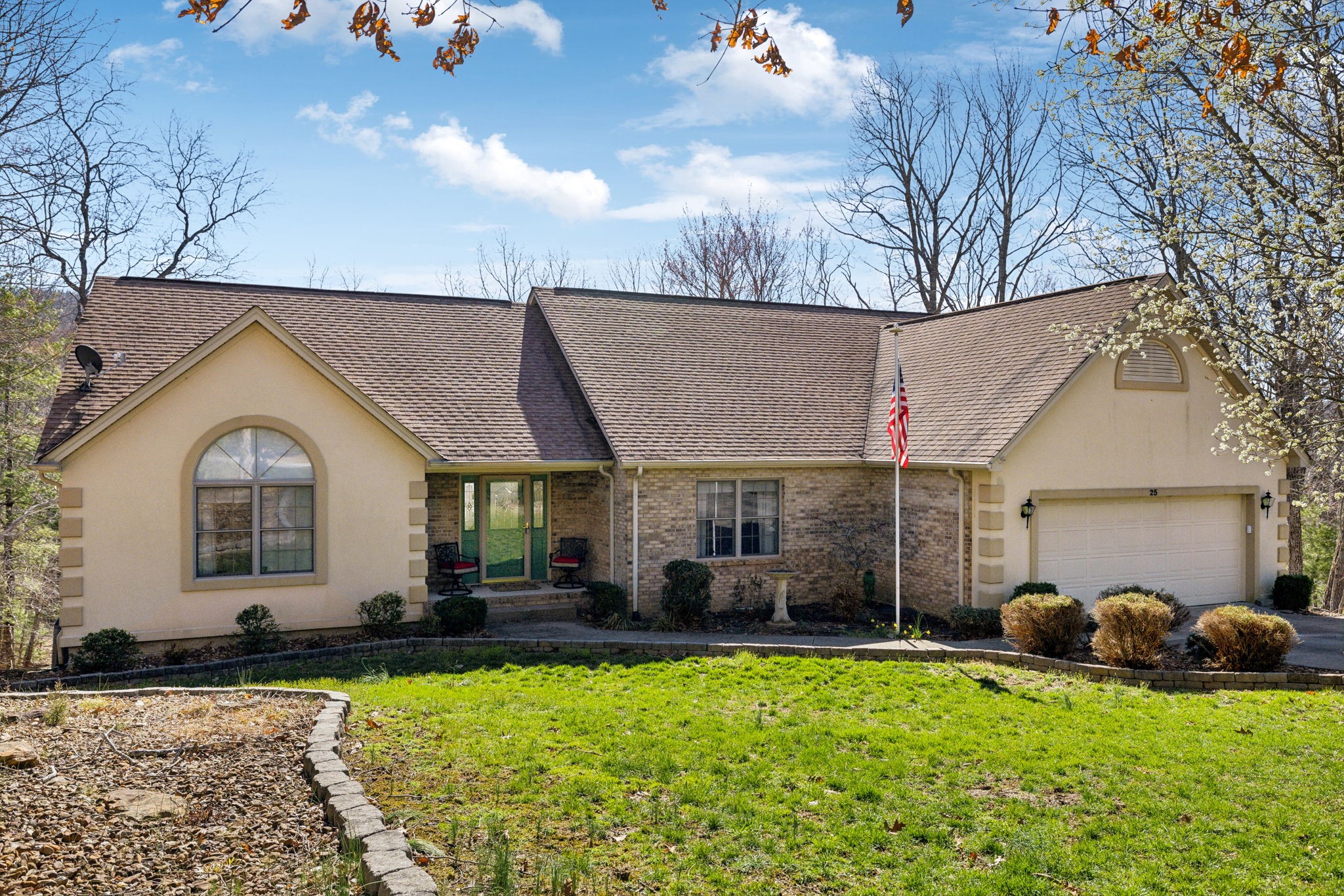 25 Bacham Ln Property Photo