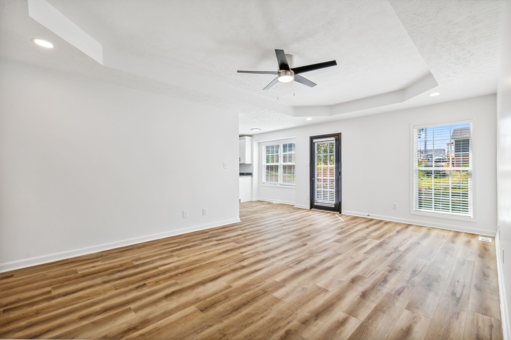1824 Cottingham Ct Property Photo 7