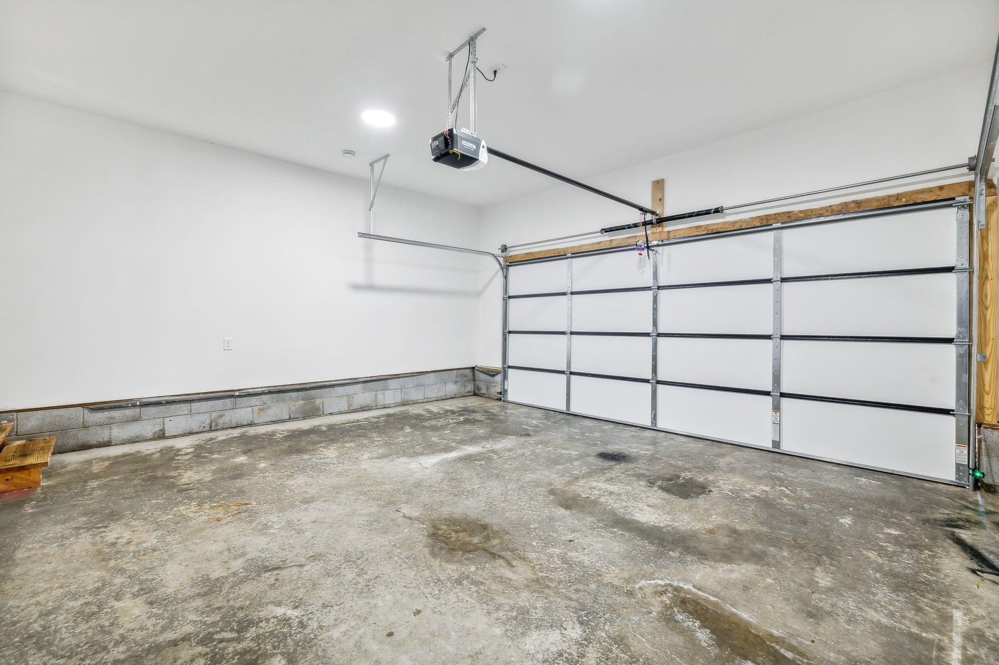 1824 Cottingham Ct Property Photo 21
