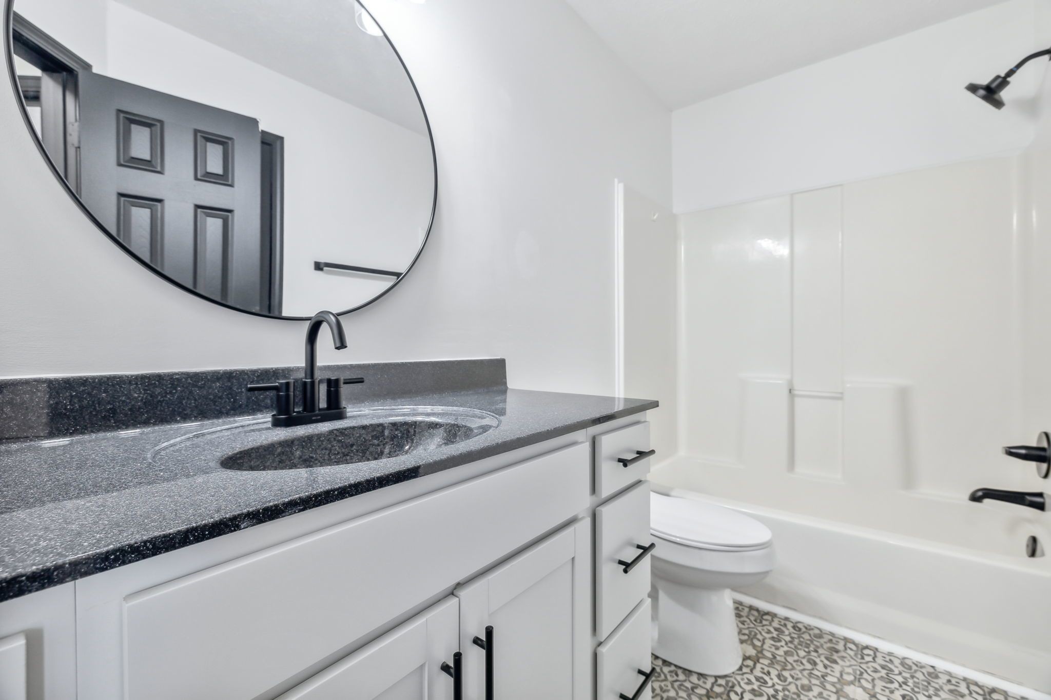 1824 Cottingham Ct Property Photo 32