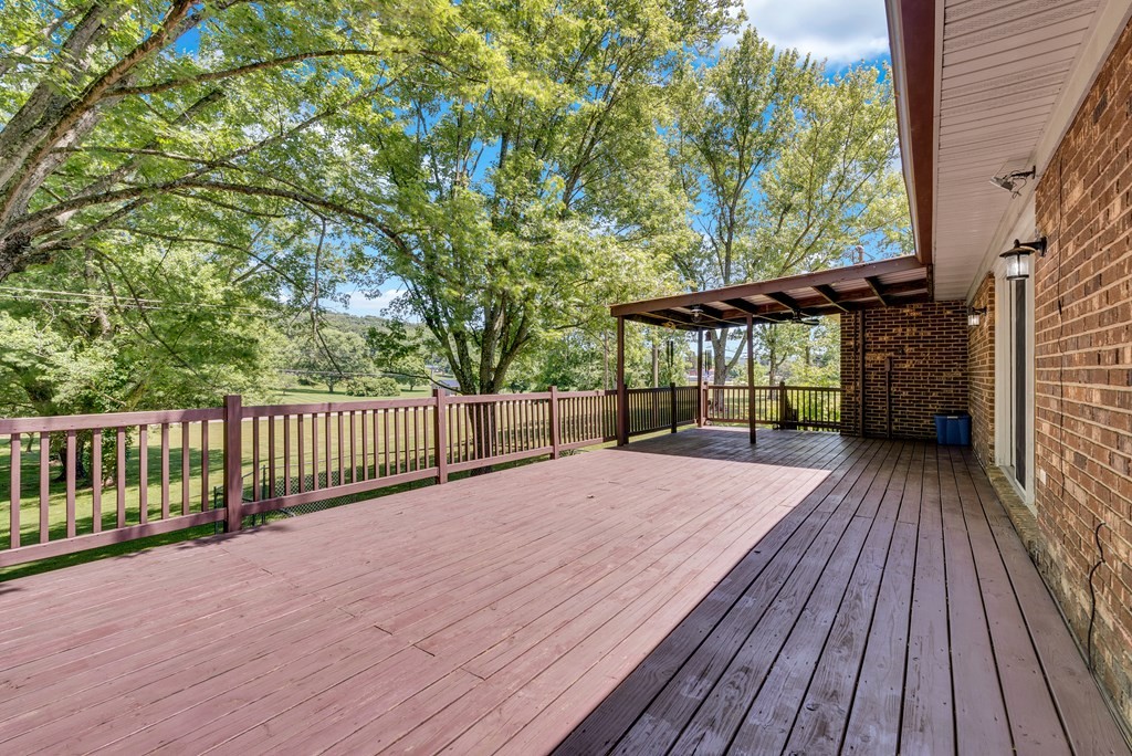 1411 Lakeview Rd Property Photo 26