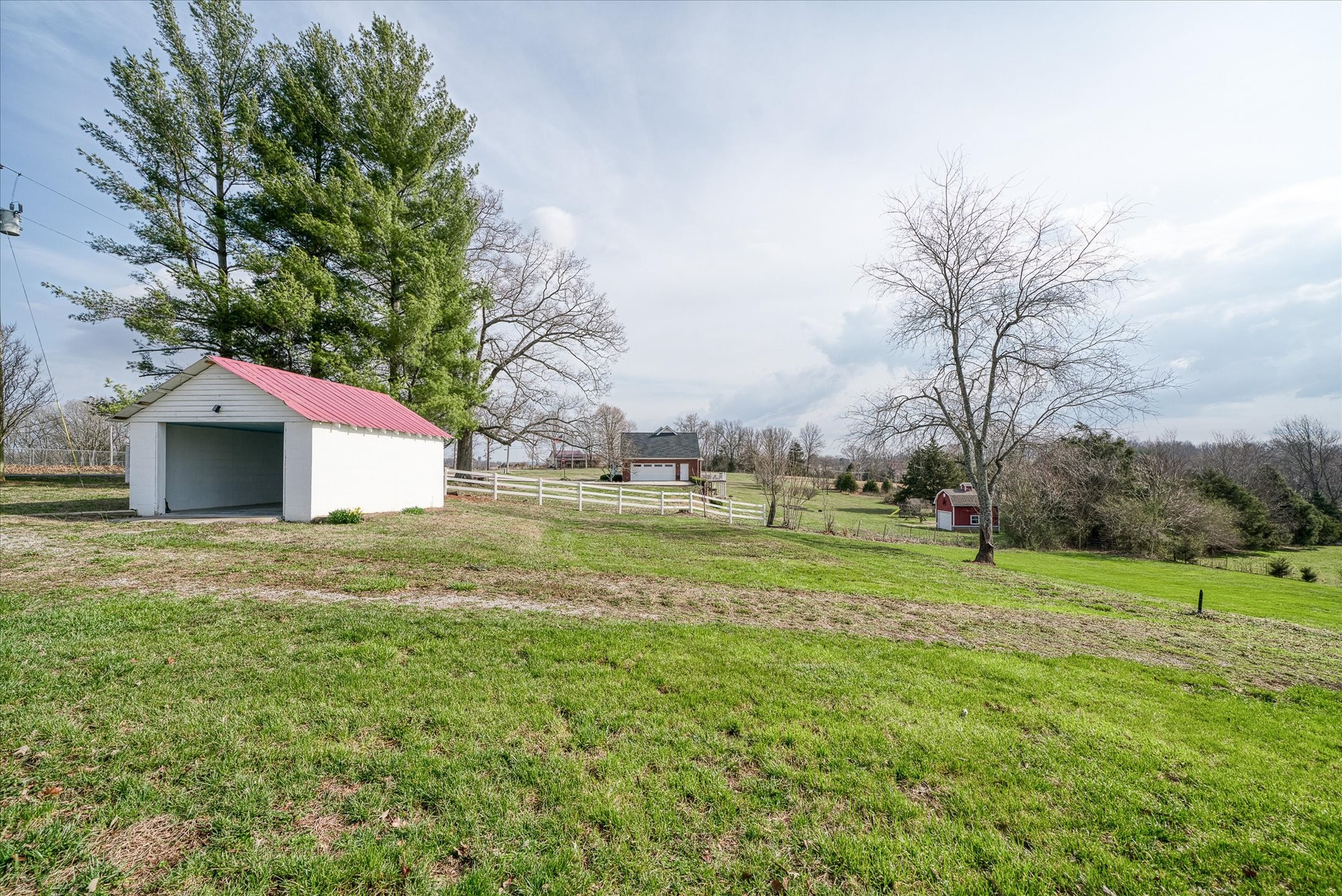 2504 Almyra Rd Property Photo 4