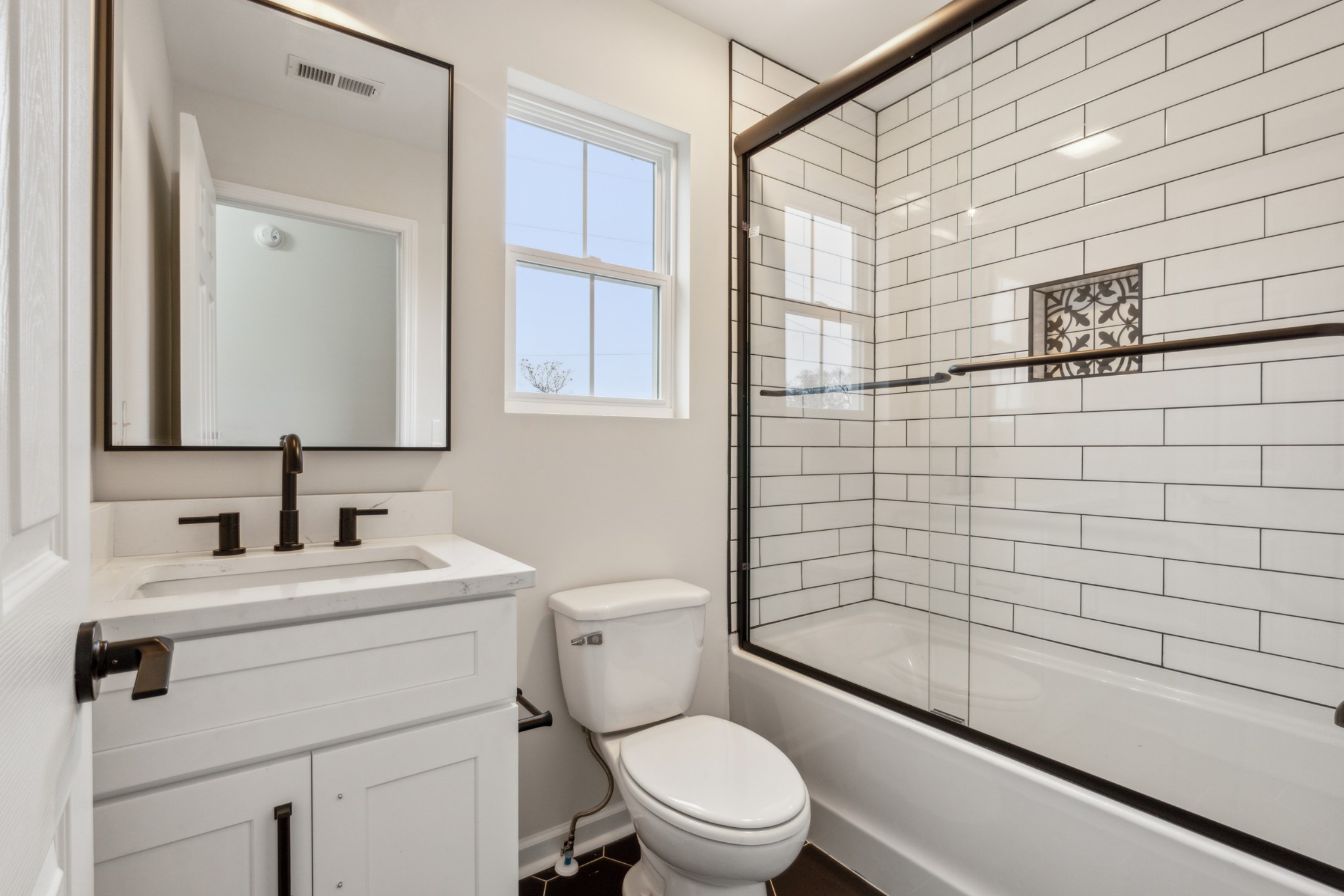 302 Alice Avenue #a Property Photo 12