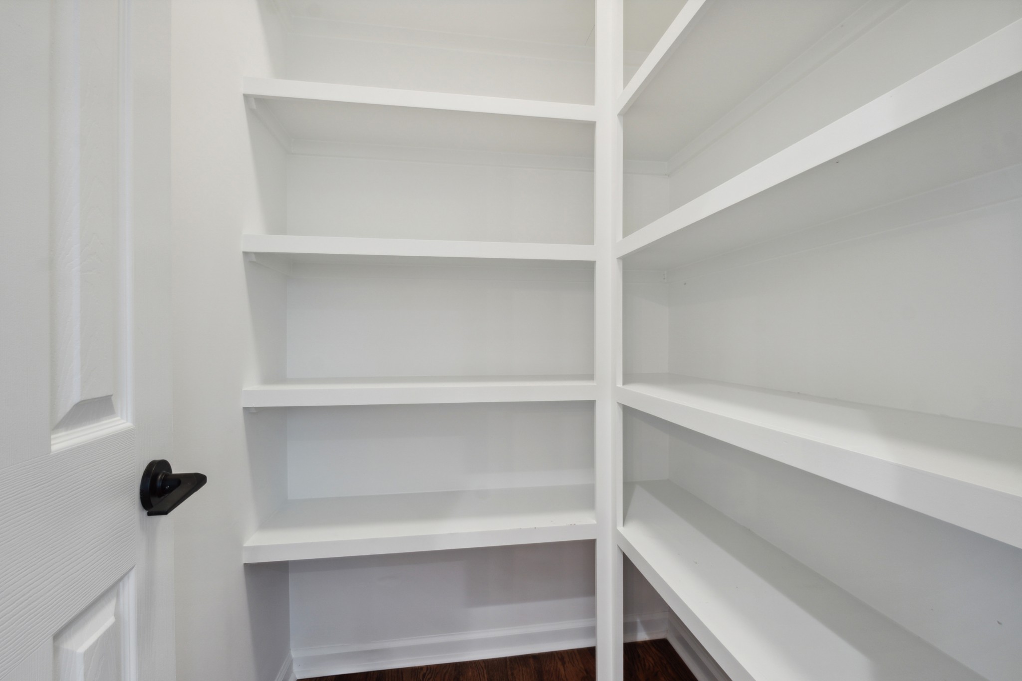 302 Alice Avenue #b Property Photo 7