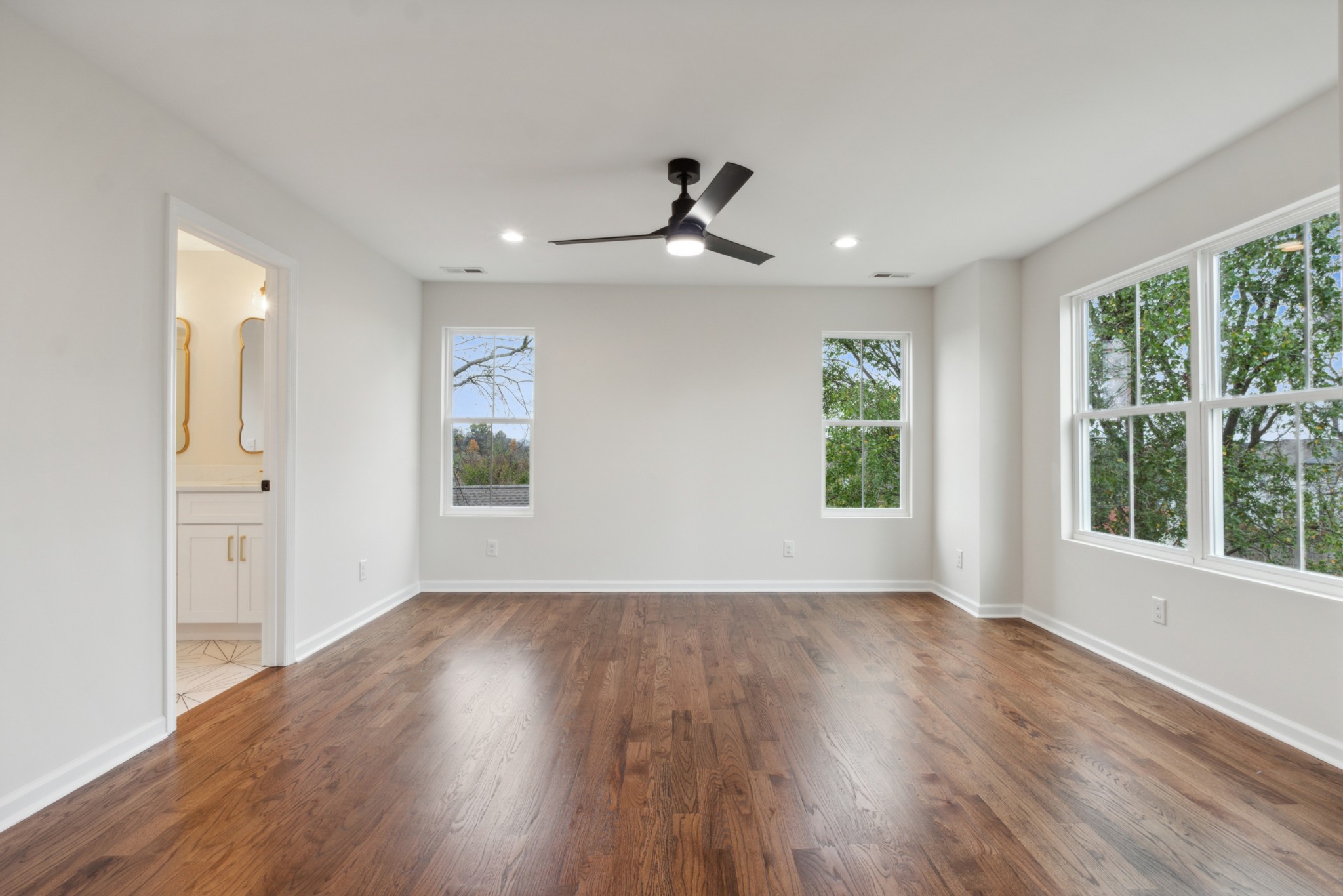 302 Alice Avenue #b Property Photo 13