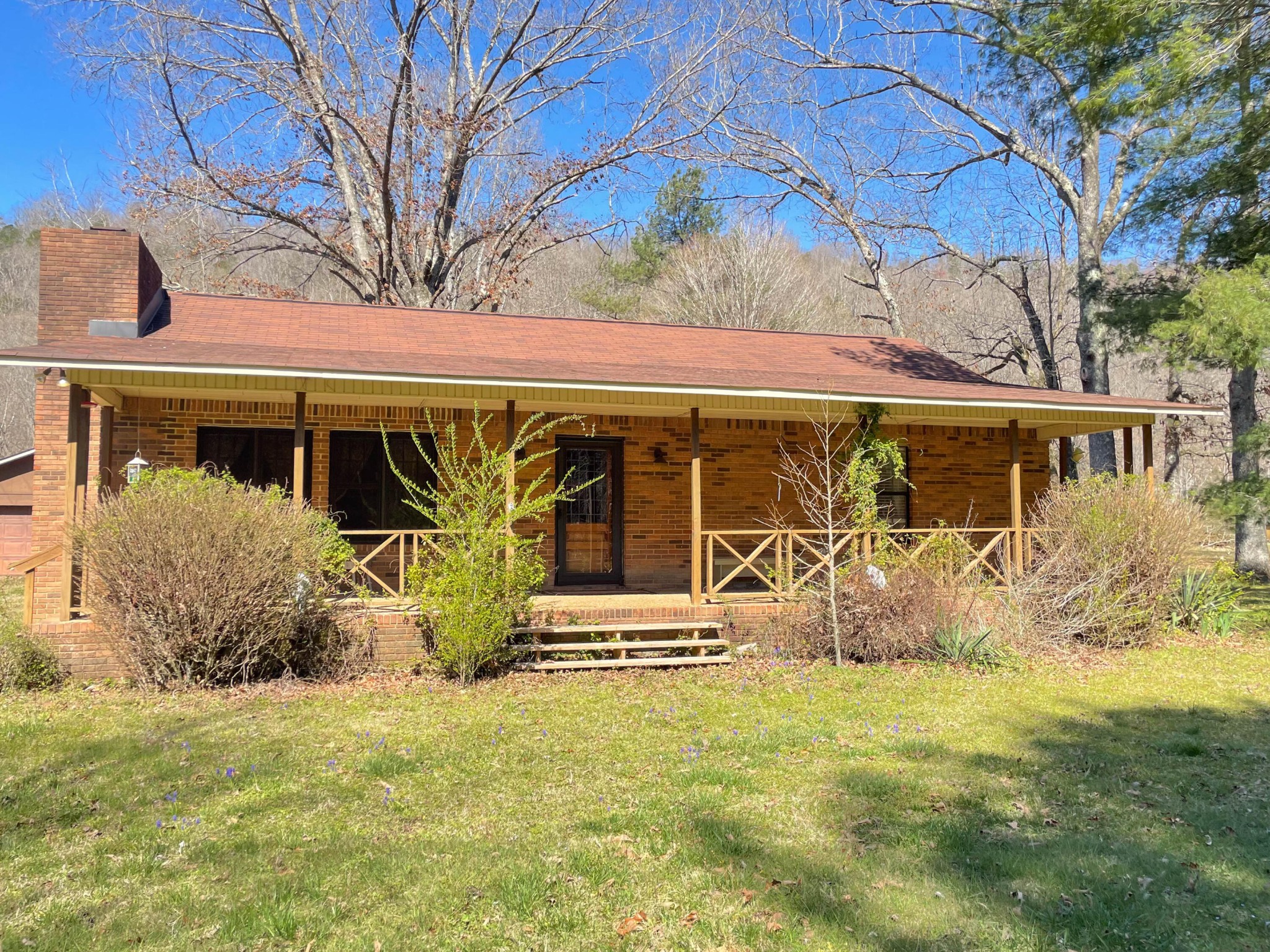 3261 Fiery Gizzard Road Property Photo