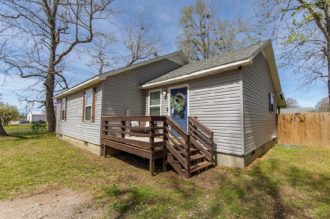 143 Tackett Ln Property Photo