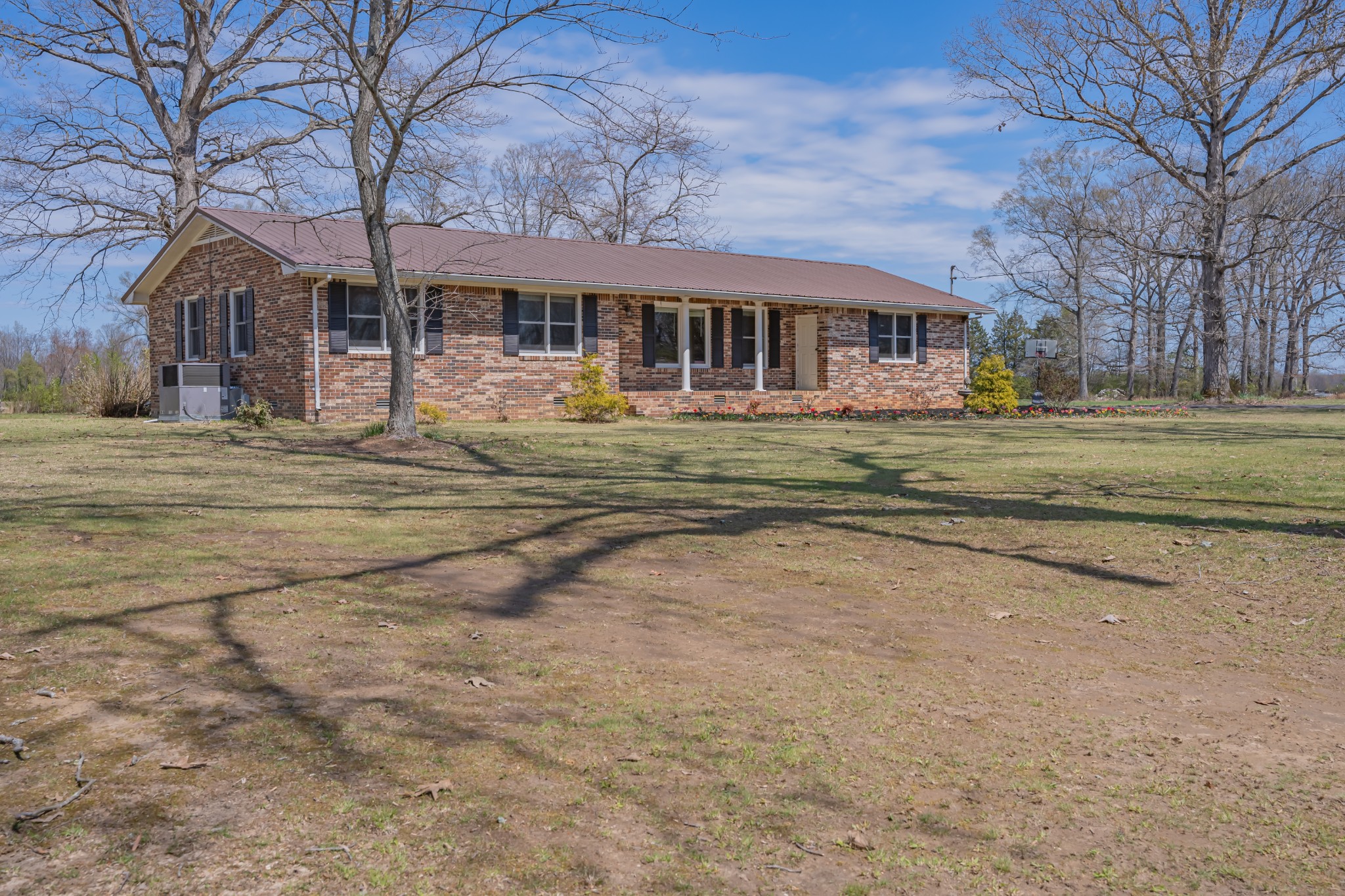 6086 Lynchburg Rd Property Photo