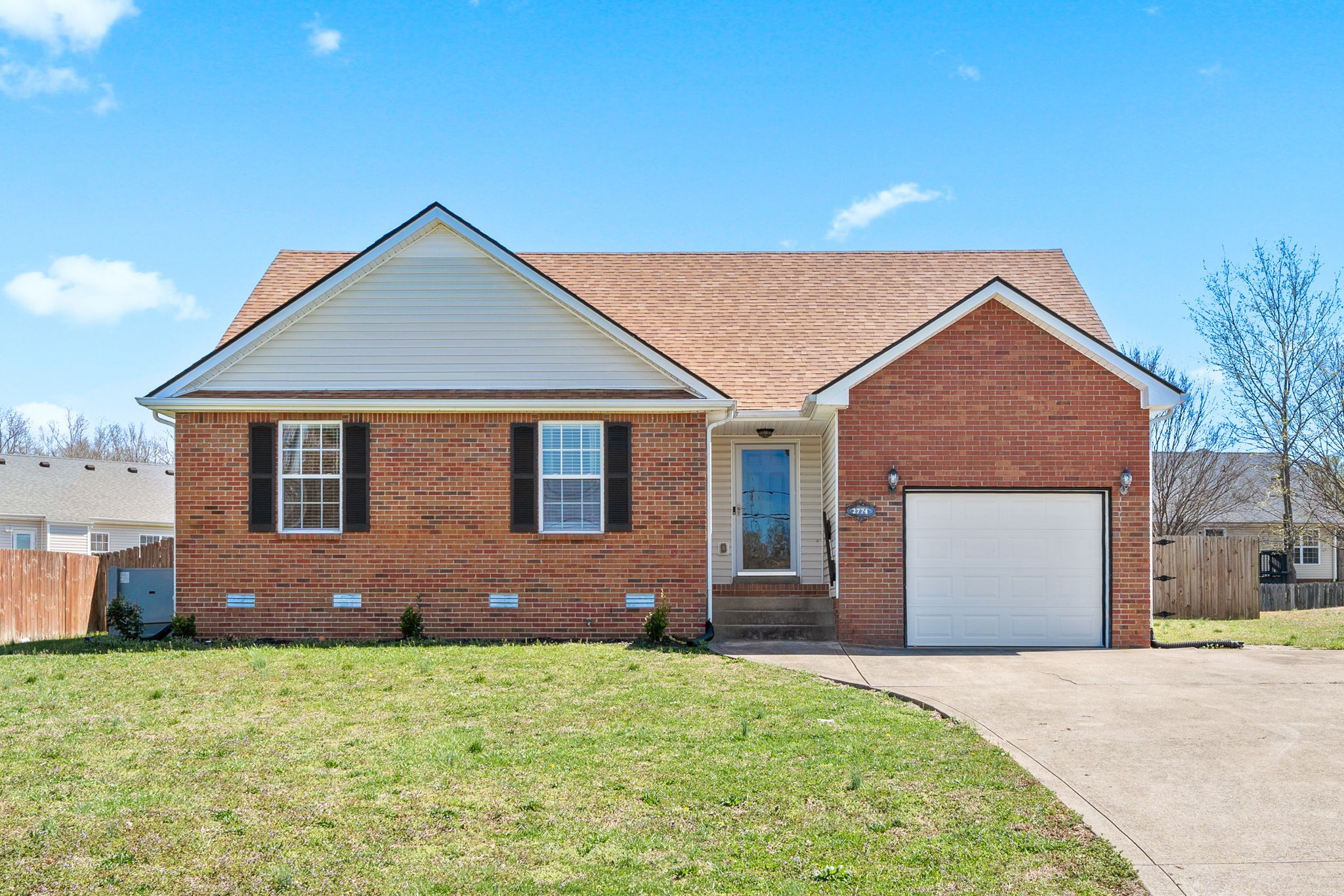 2774 N Whitfield Rd Property Photo 1