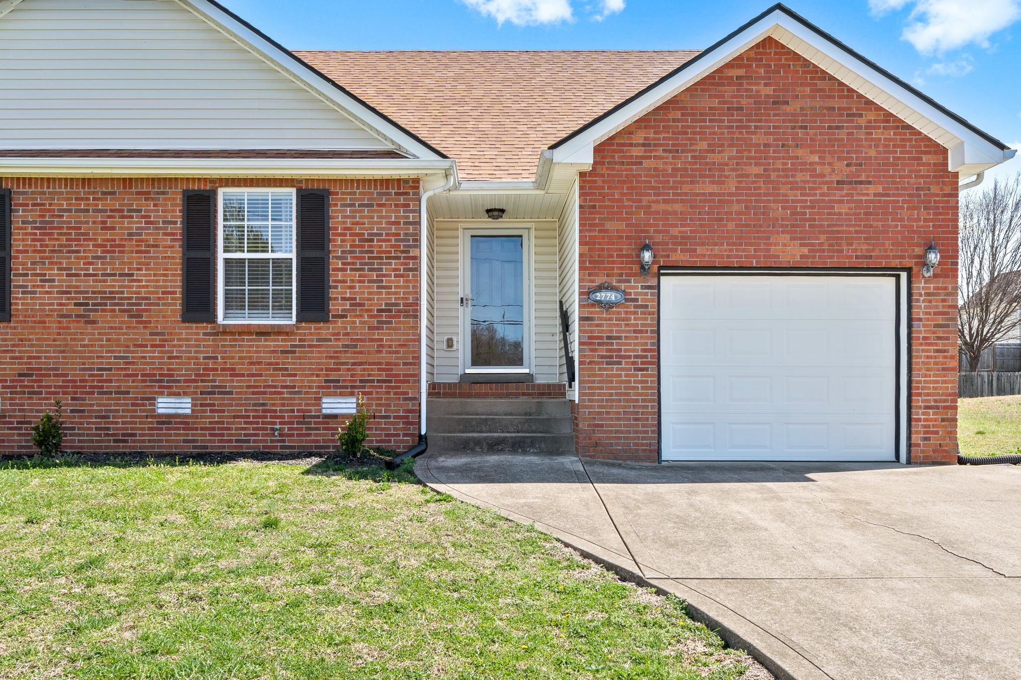 2774 N Whitfield Rd Property Photo 4