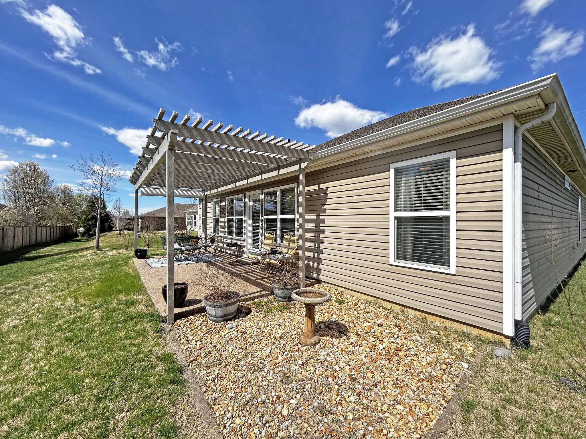 1075 Campbell Ave Property Photo 23