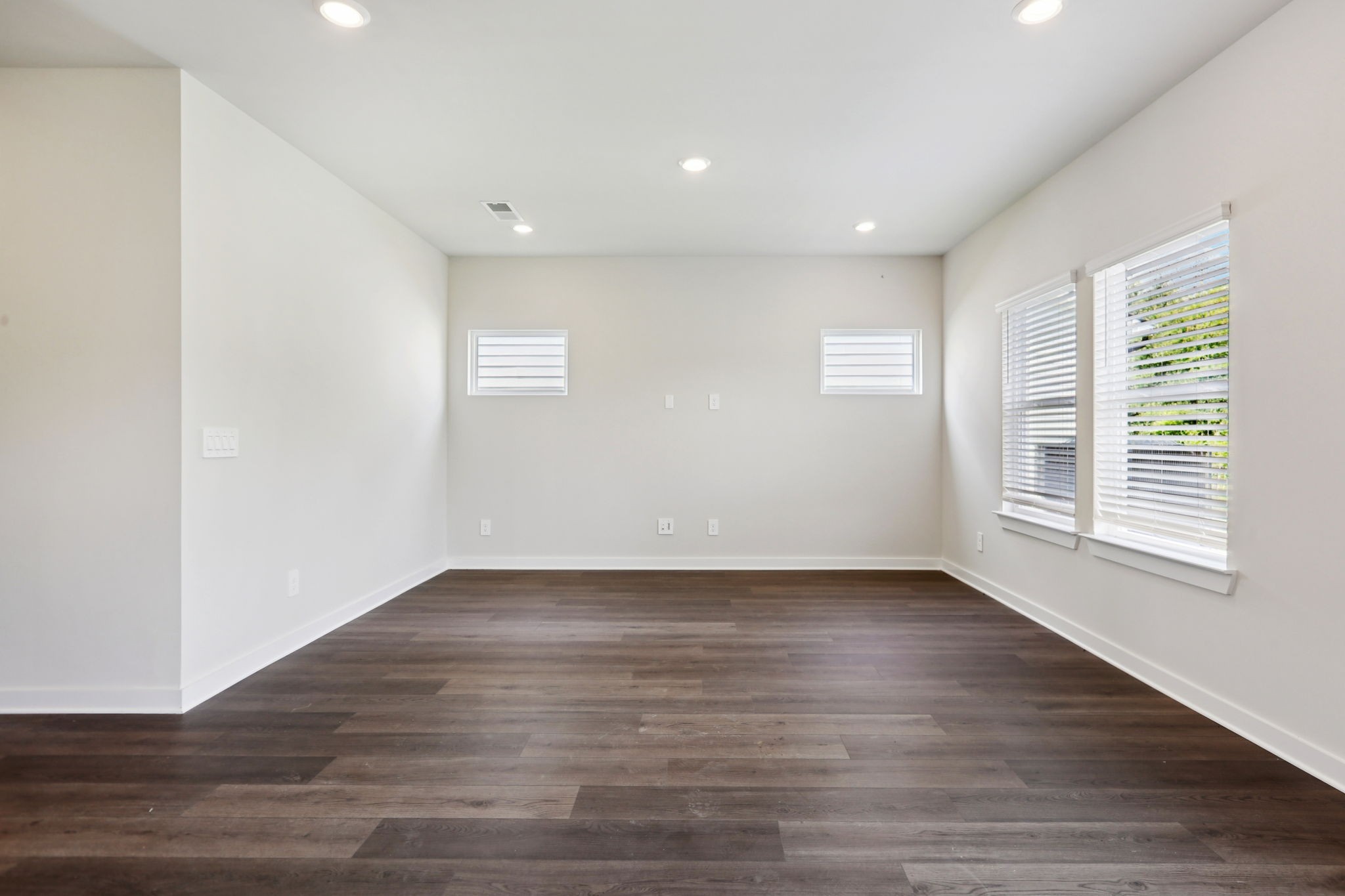 3823 Hallanday Drive Property Photo 12