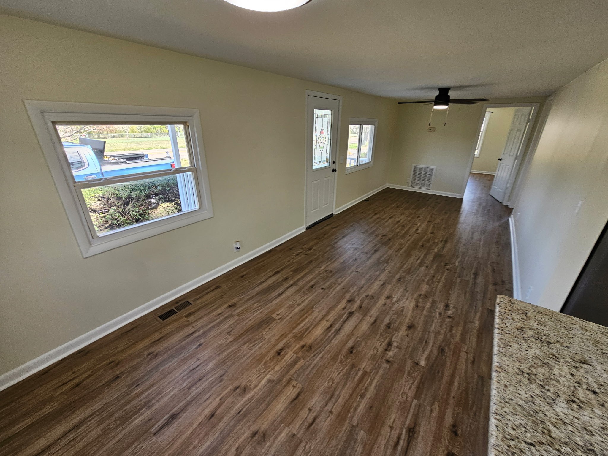 9167 Highway 20 Property Photo 3