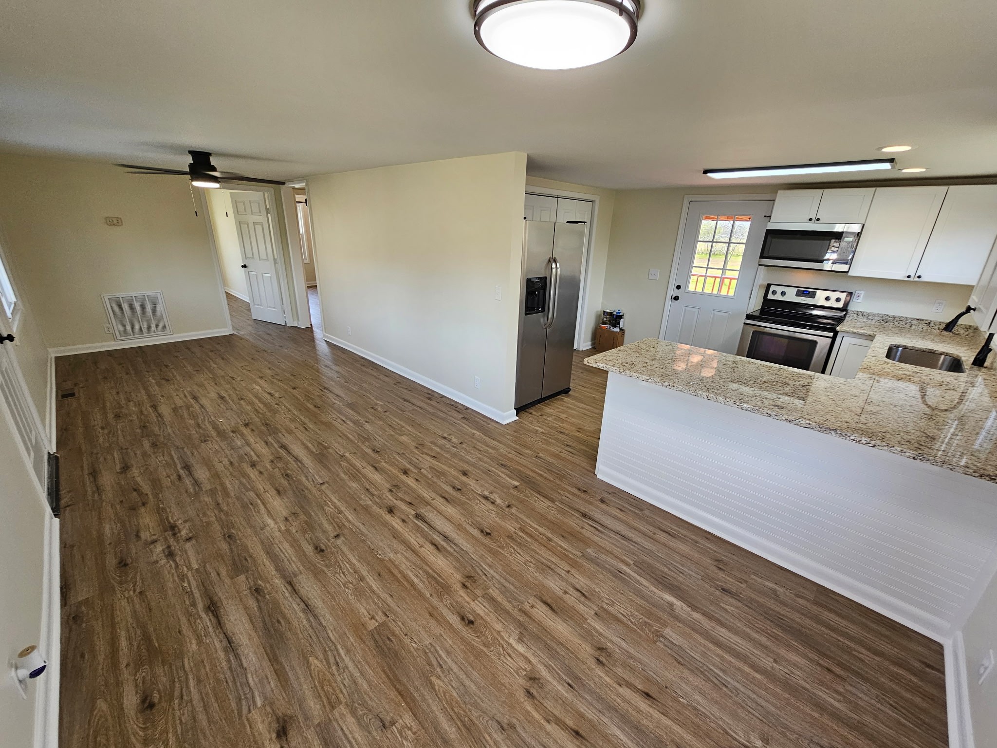 9167 Highway 20 Property Photo 5