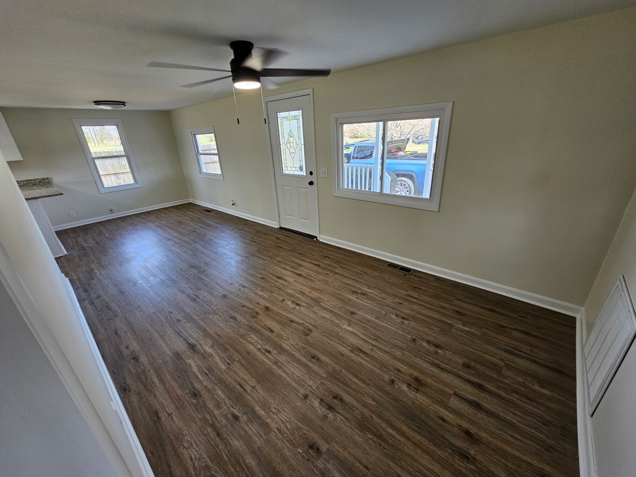 9167 Highway 20 Property Photo 13