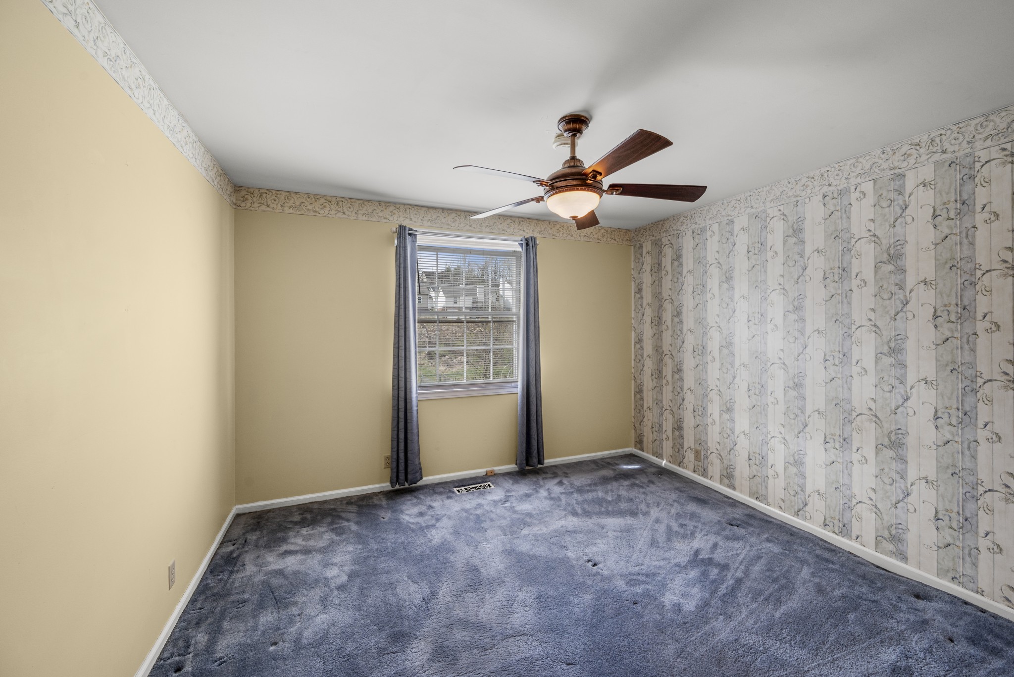 659 Huntington Pkwy Property Photo 20