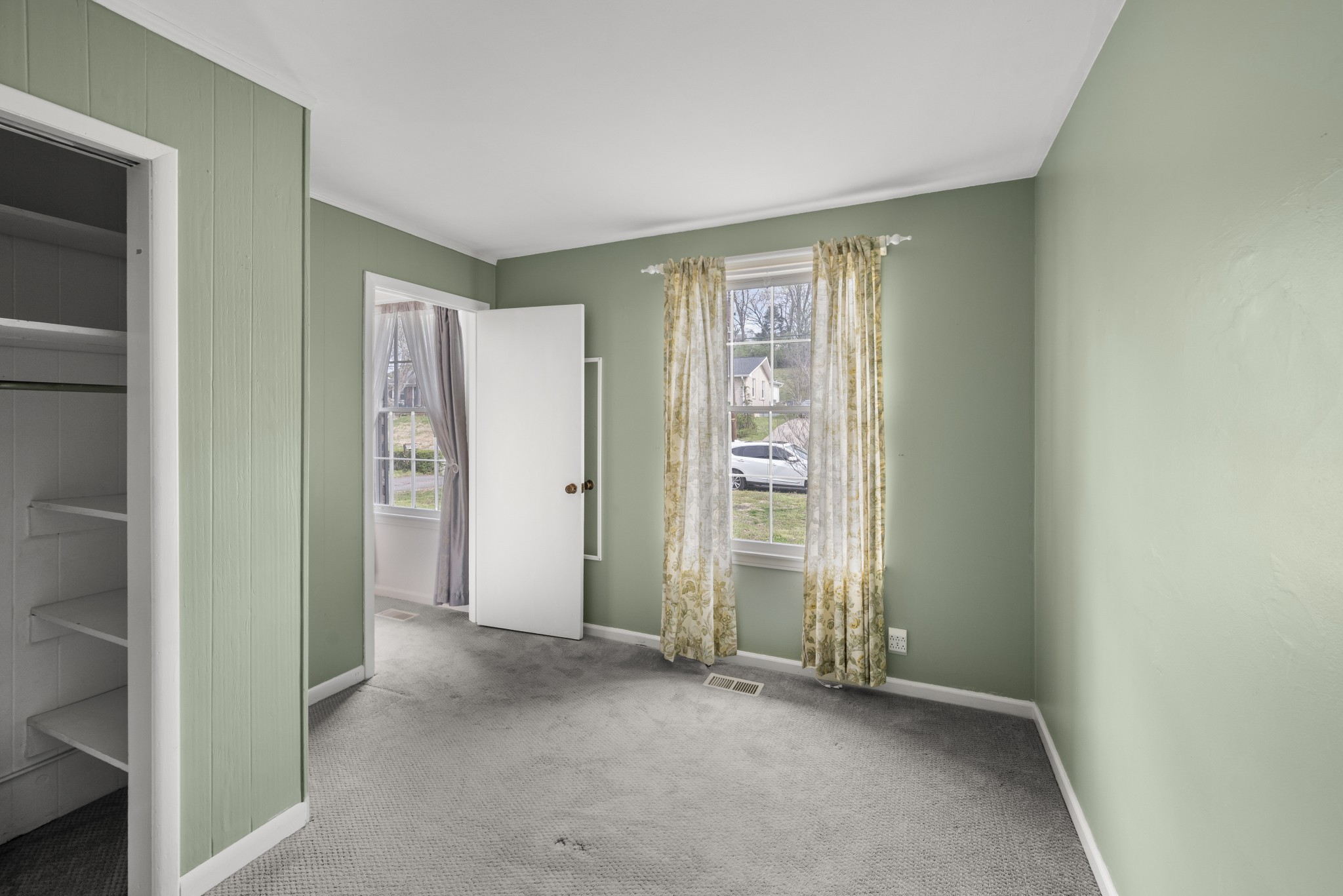 659 Huntington Pkwy Property Photo 27