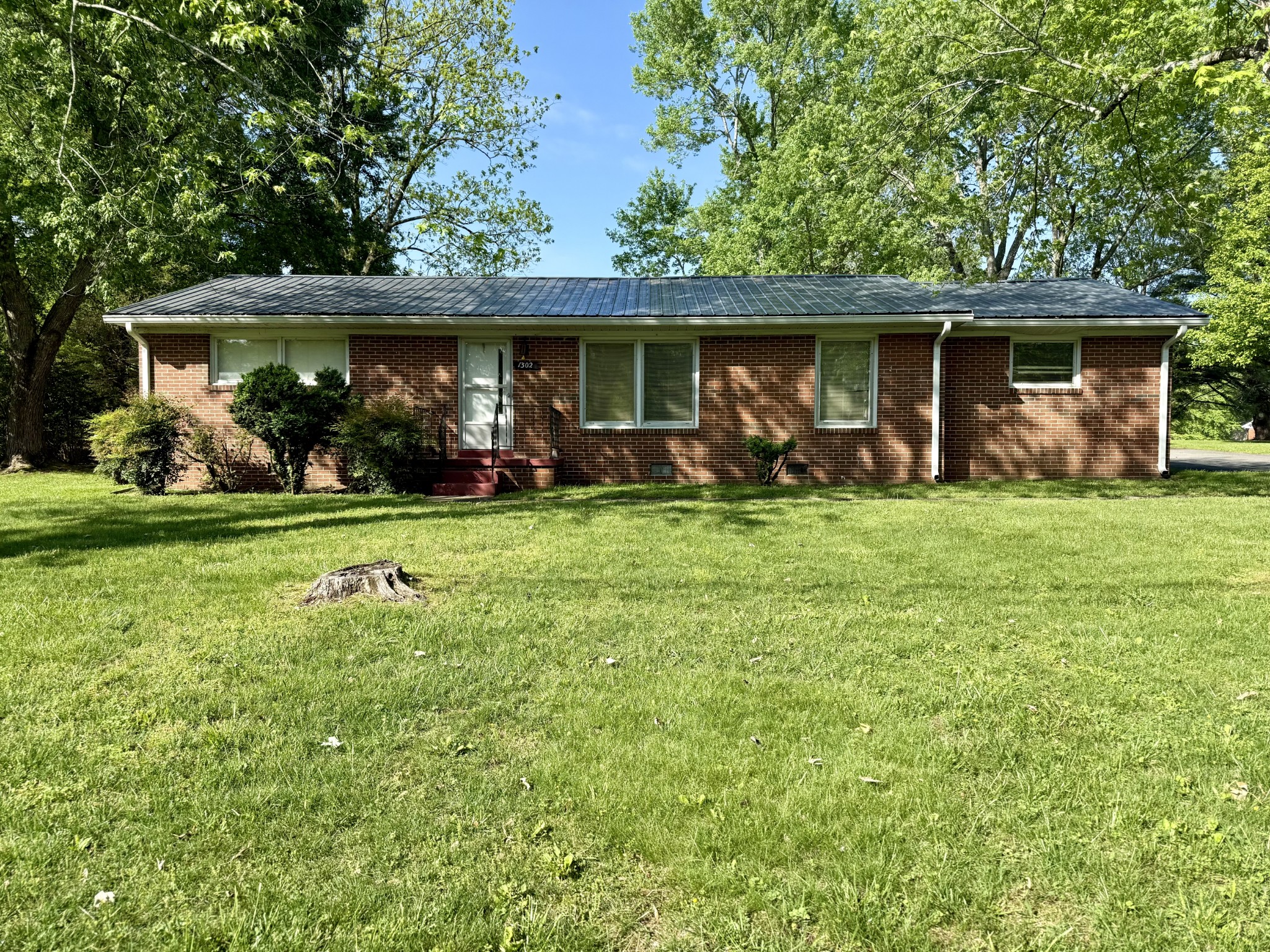 1302 Old Estill Springs Rd Property Photo 13