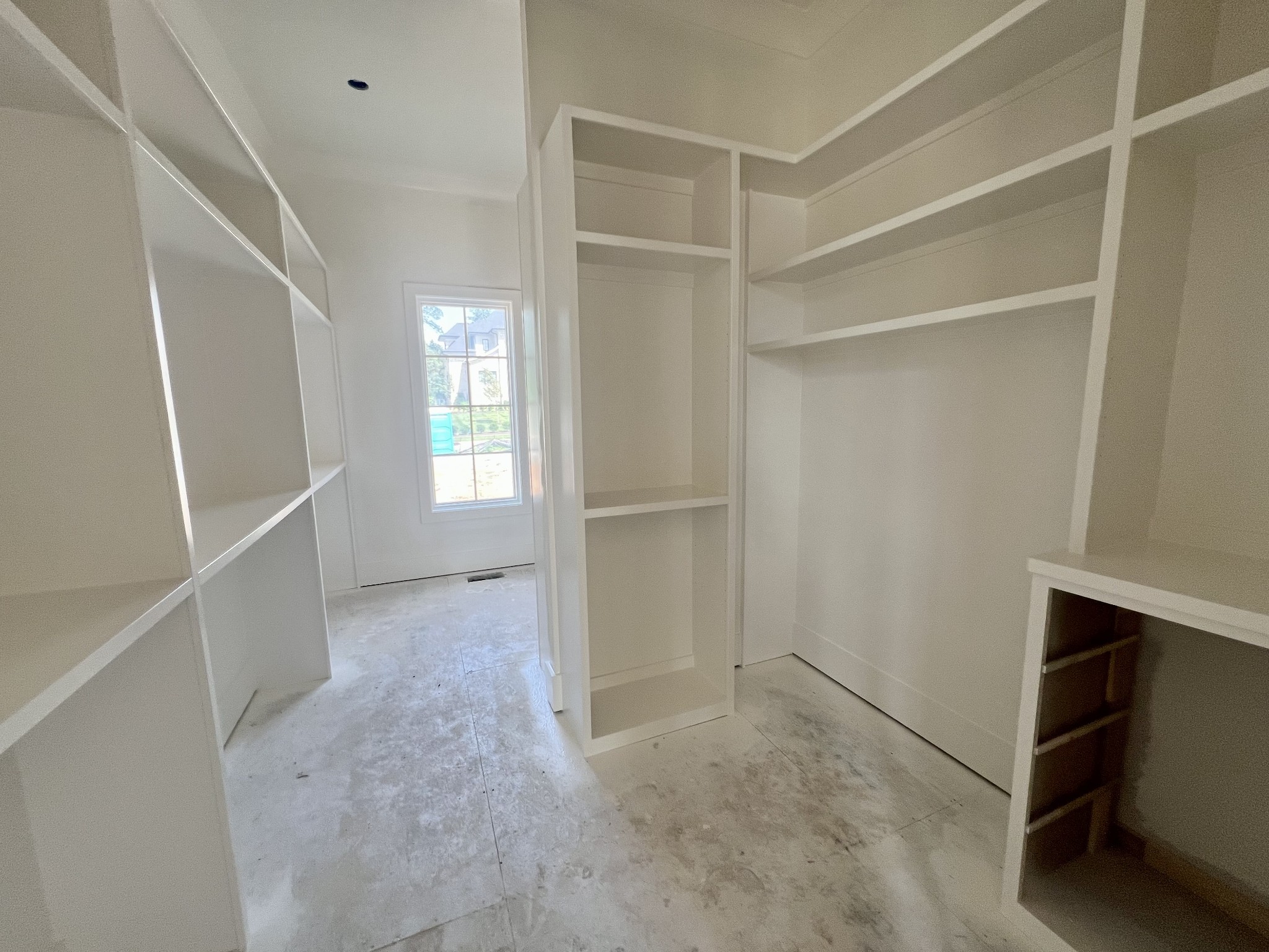 1735 Briarmont Pl Property Photo 15