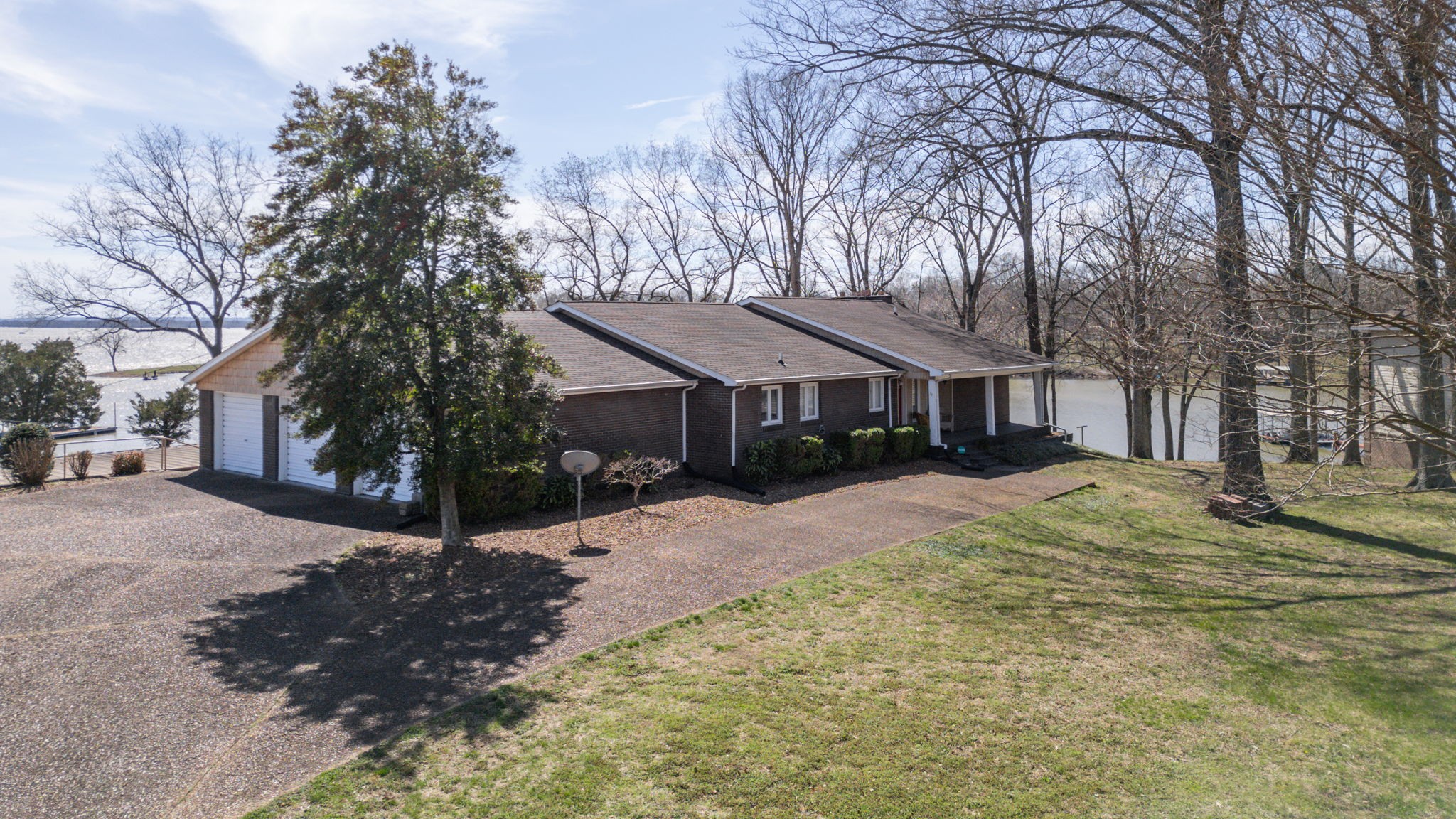 391 Reese Dr Property Photo