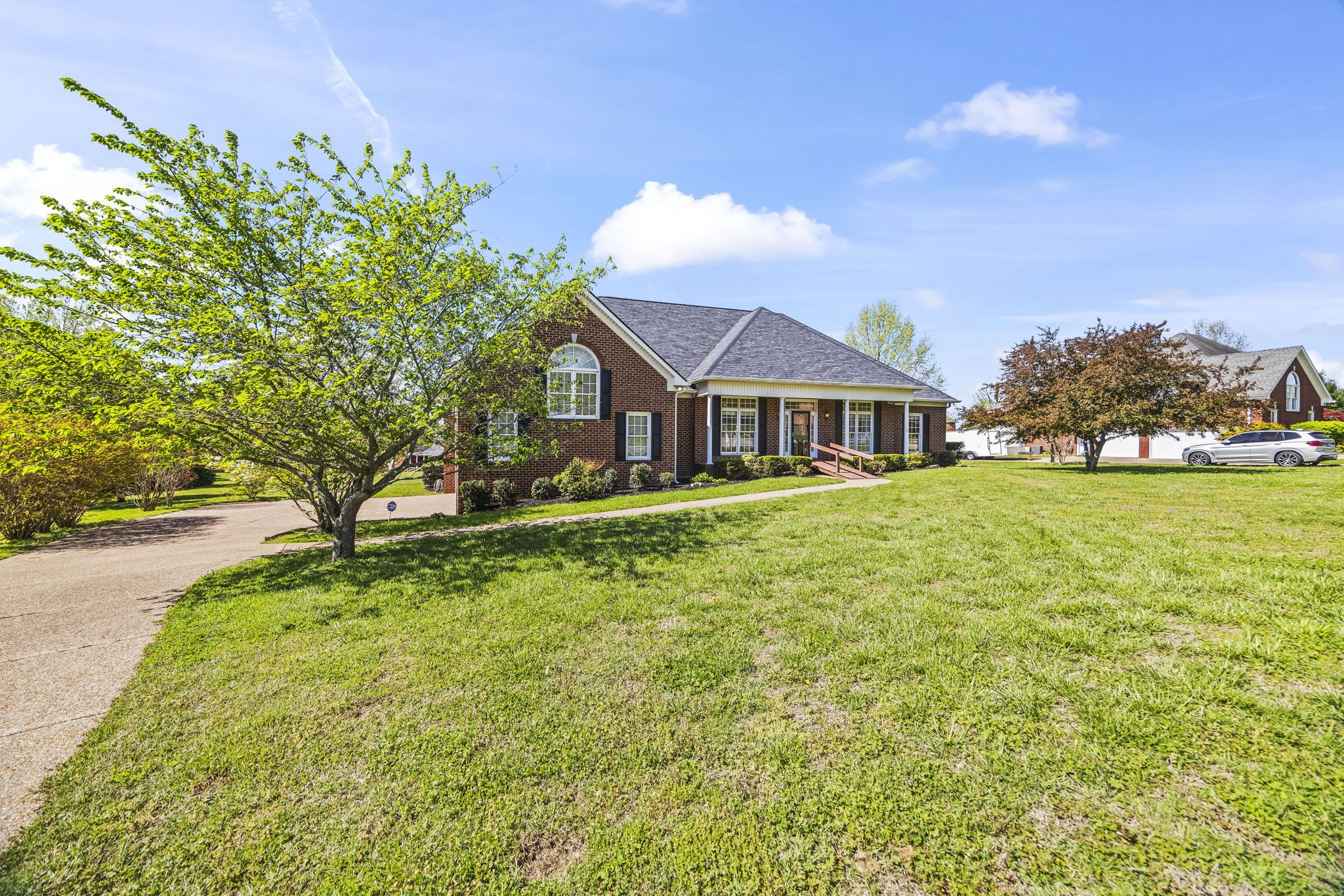 2102 Donna Kaye Ct Property Photo 4