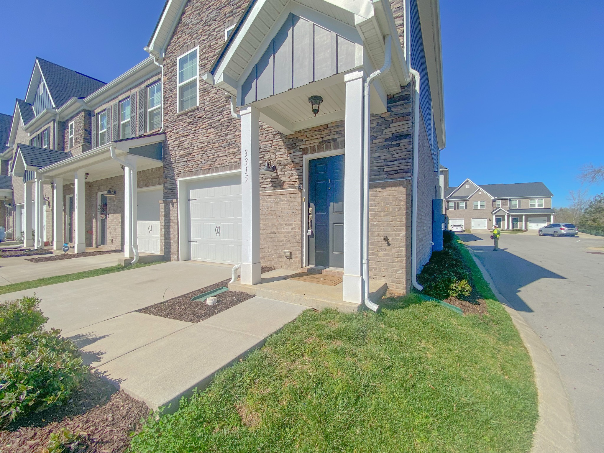 3315 Deerchase Cir Property Photo 1