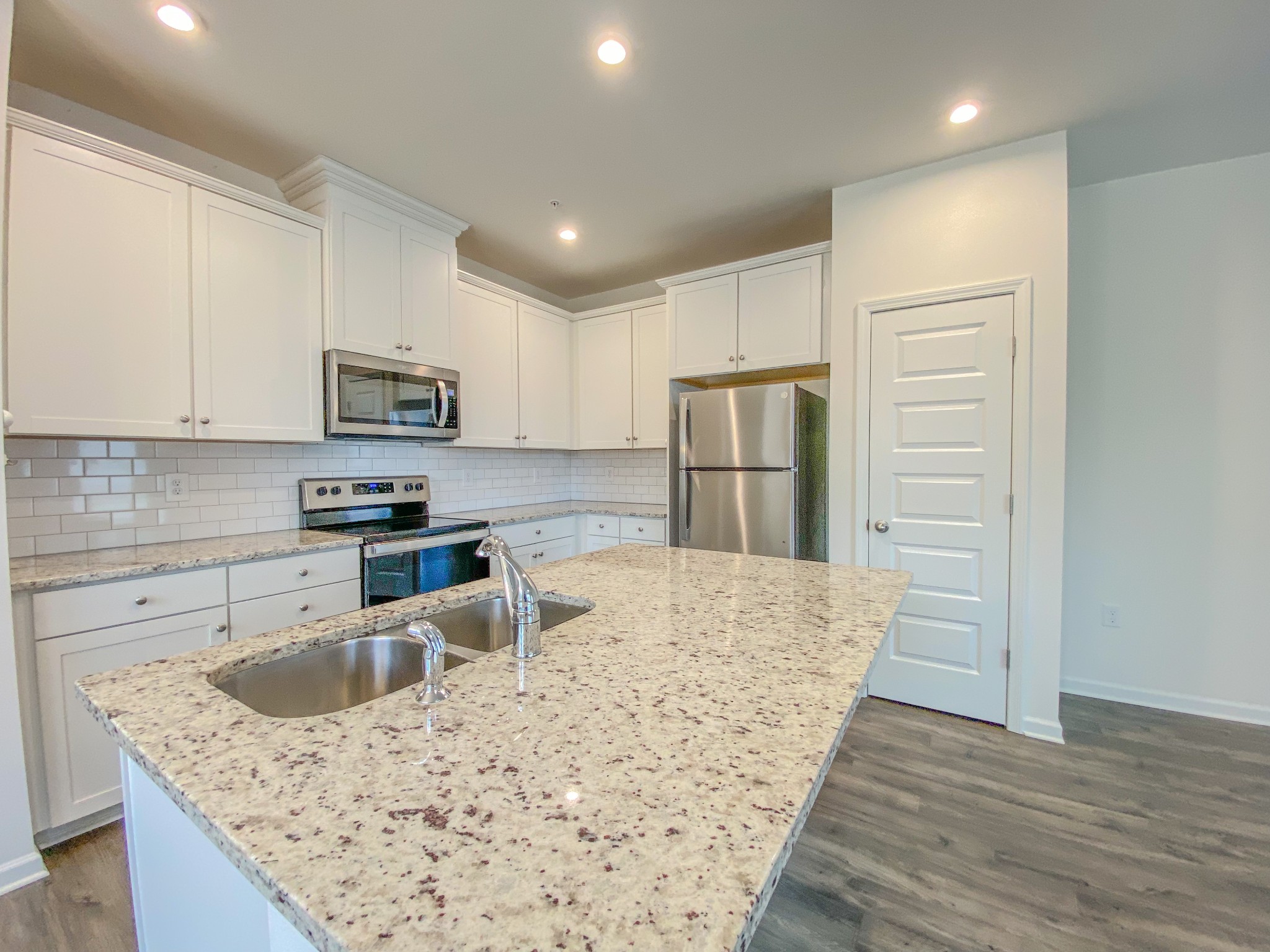 3315 Deerchase Cir Property Photo 4