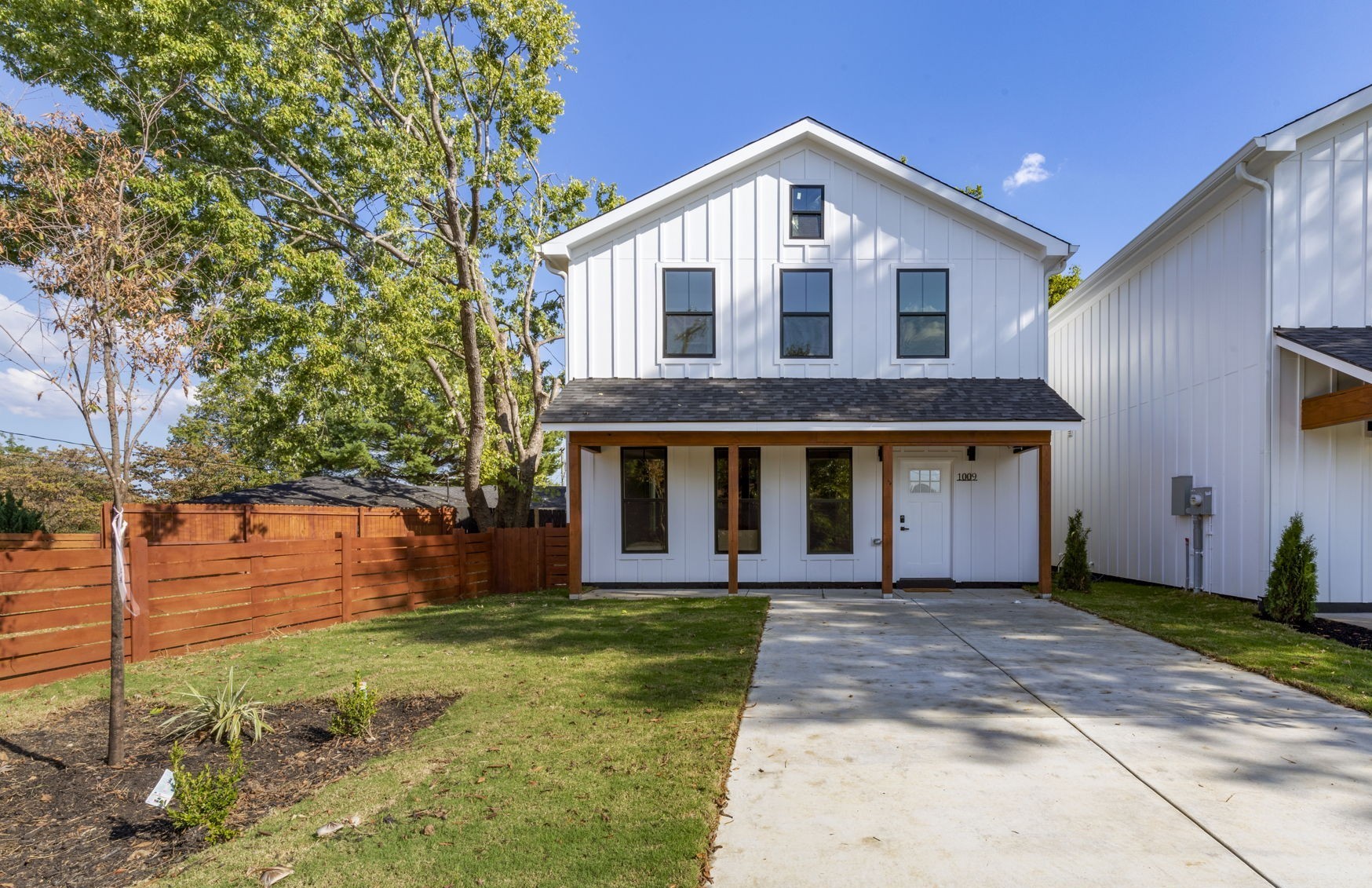 1007 Porter Lane Townhomes Real Estate Listings Main Image