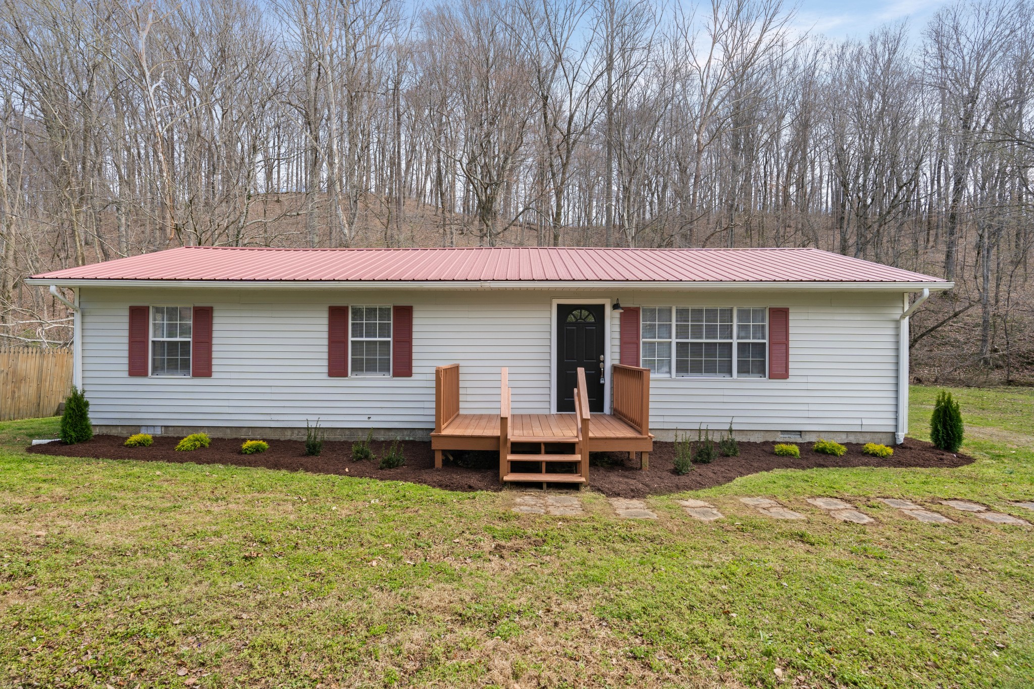 1120 Union Rd Property Photo 1